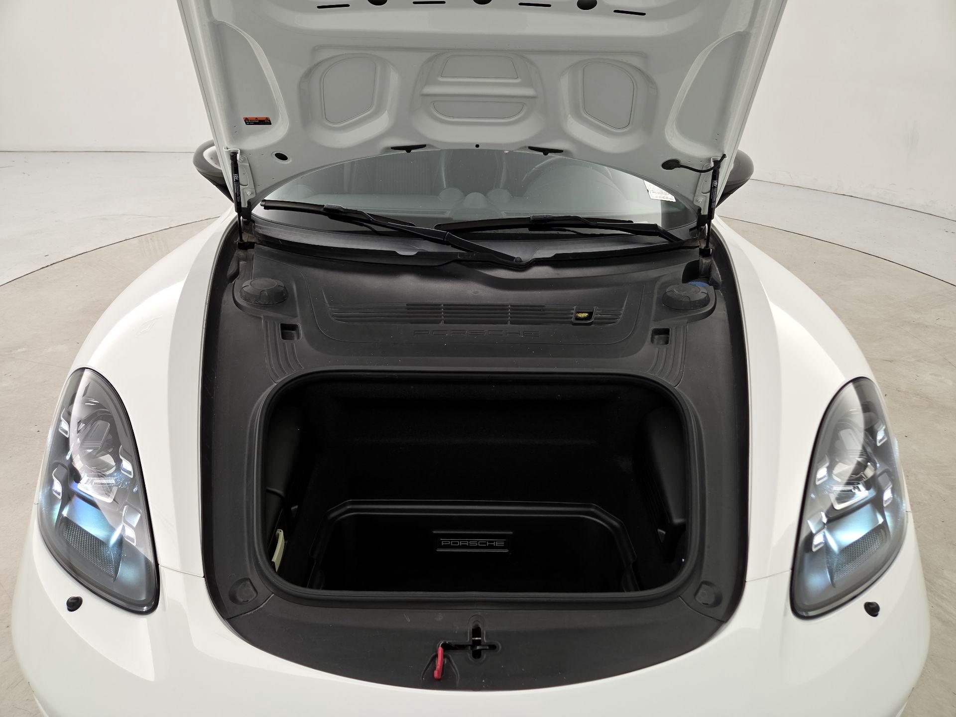 Thumbnail: 2021 Porsche 718 Cayman - 19