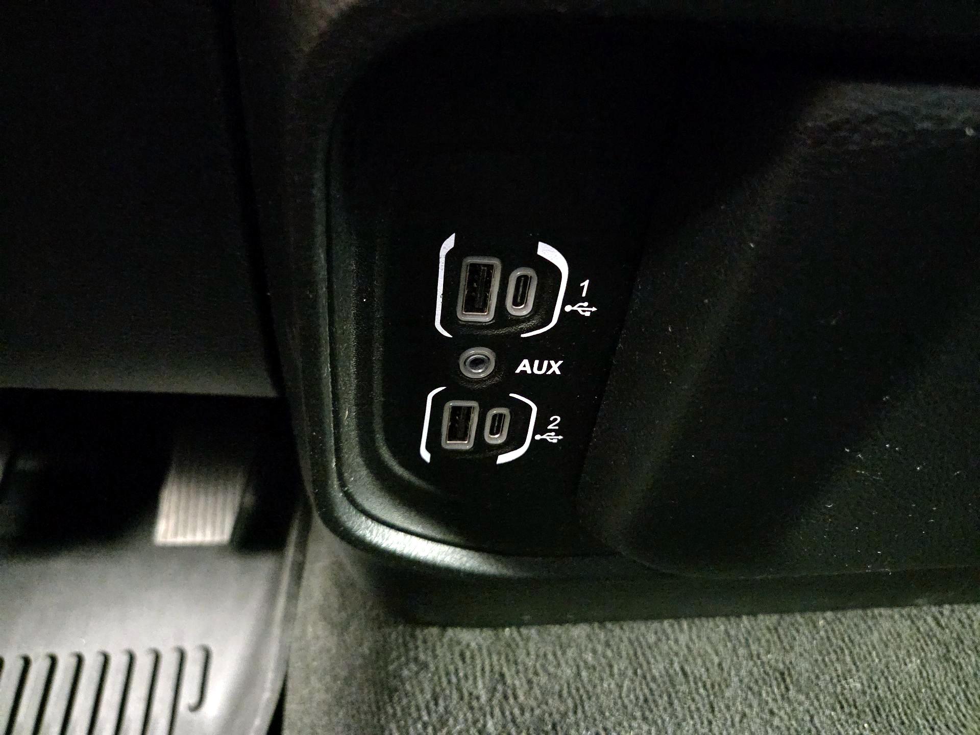 Thumbnail: 2022 RAM 1500 - 19