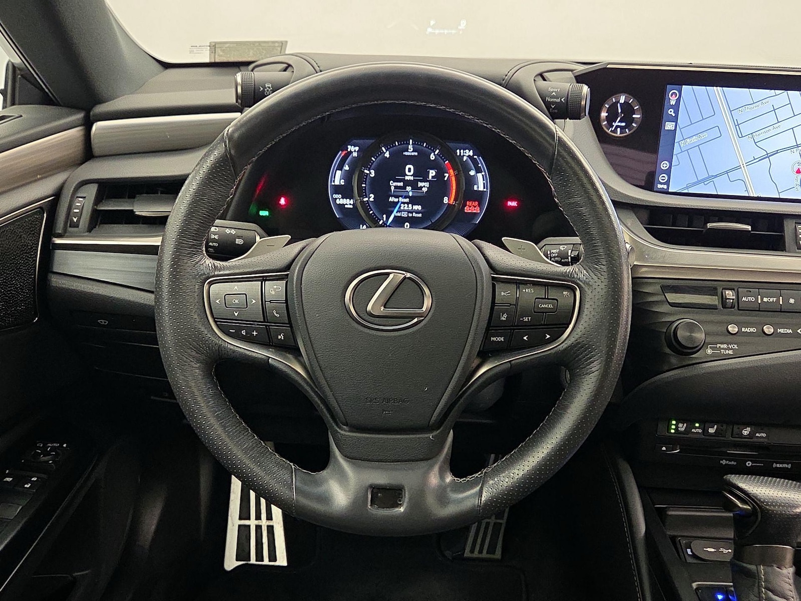 2020 Lexus ES F SPORT - Photo 11