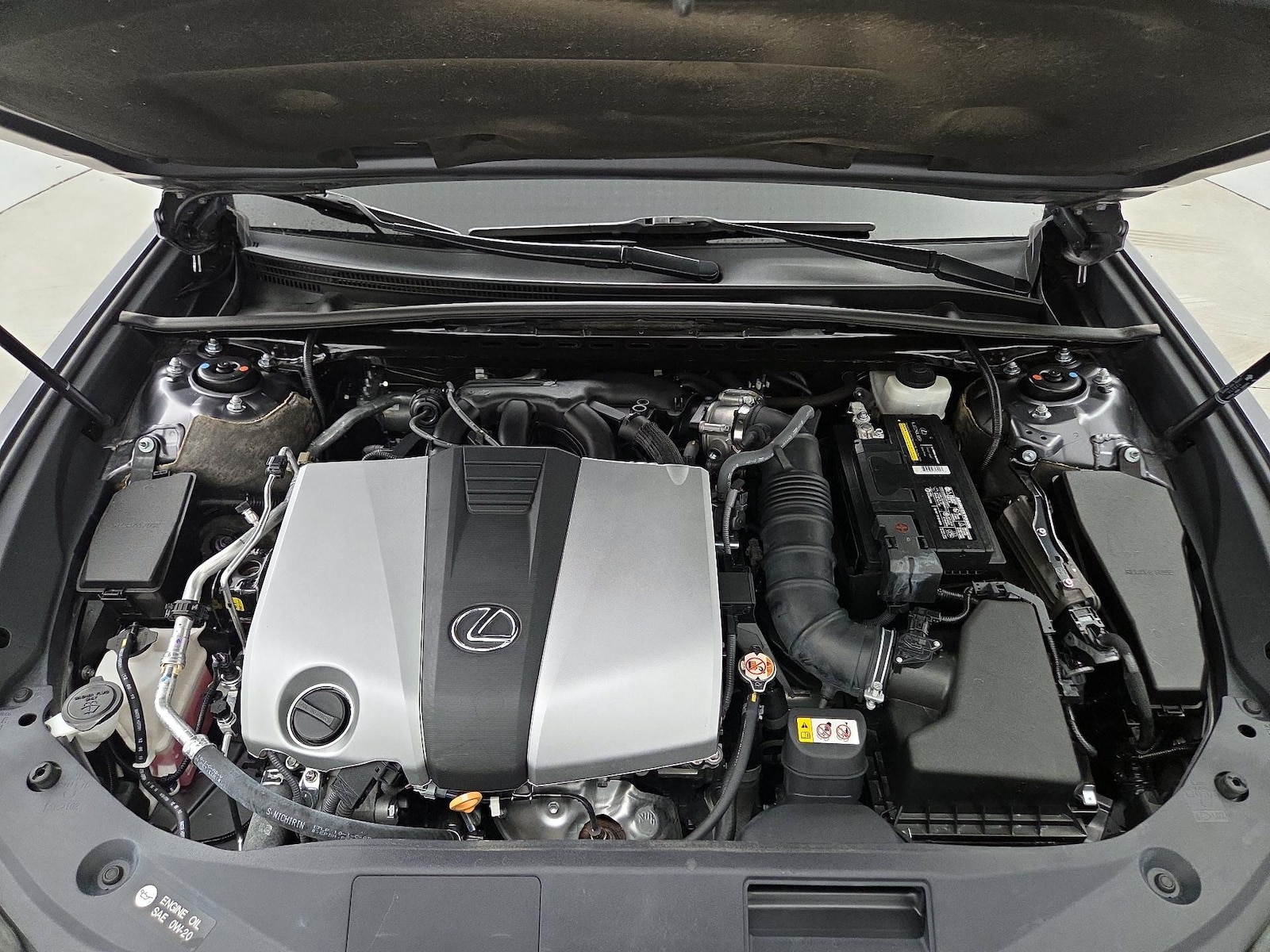 2020 Lexus ES F SPORT - Photo 24