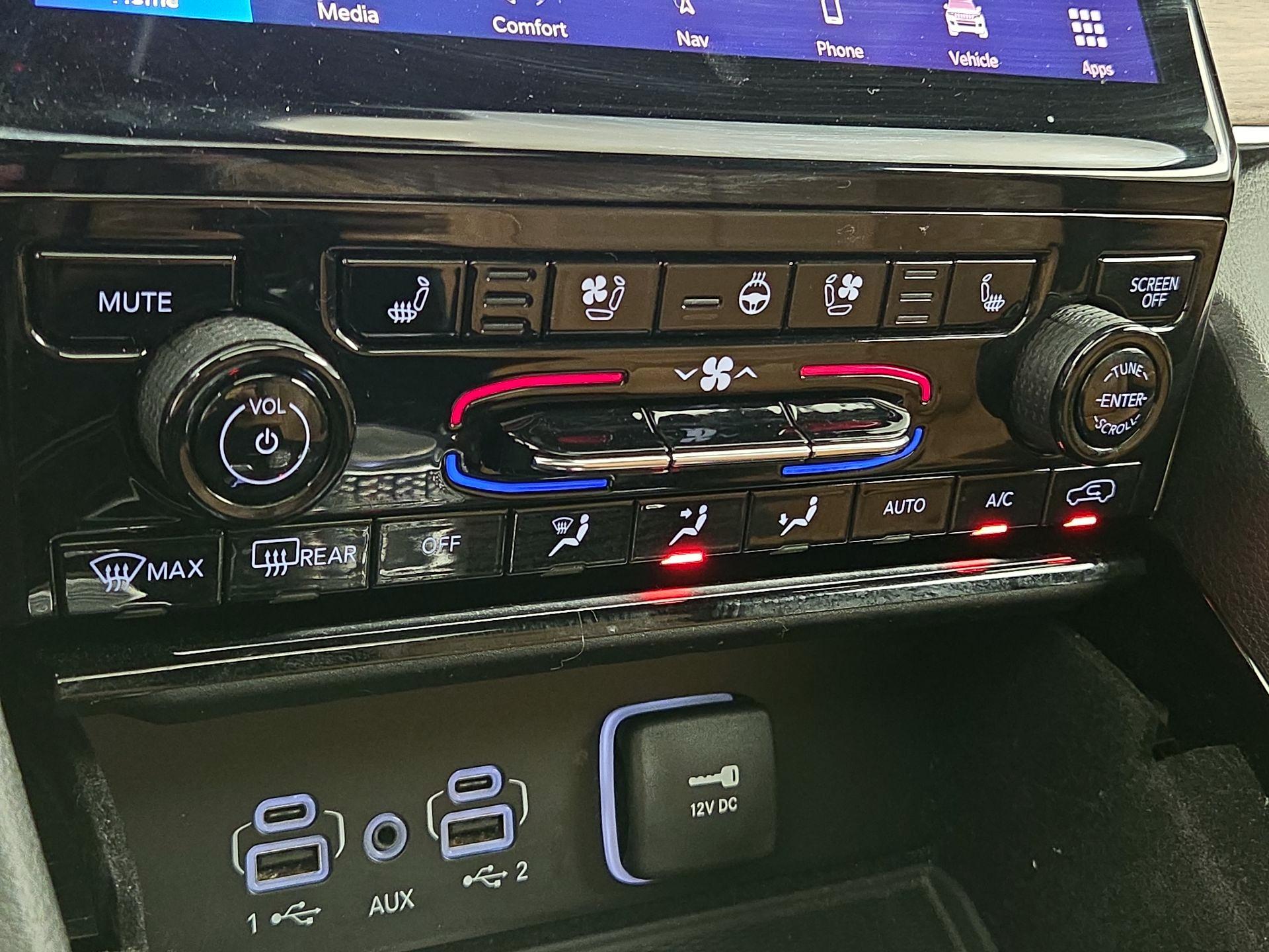 Thumbnail: 2021 Jeep Grand Cherokee L - 17