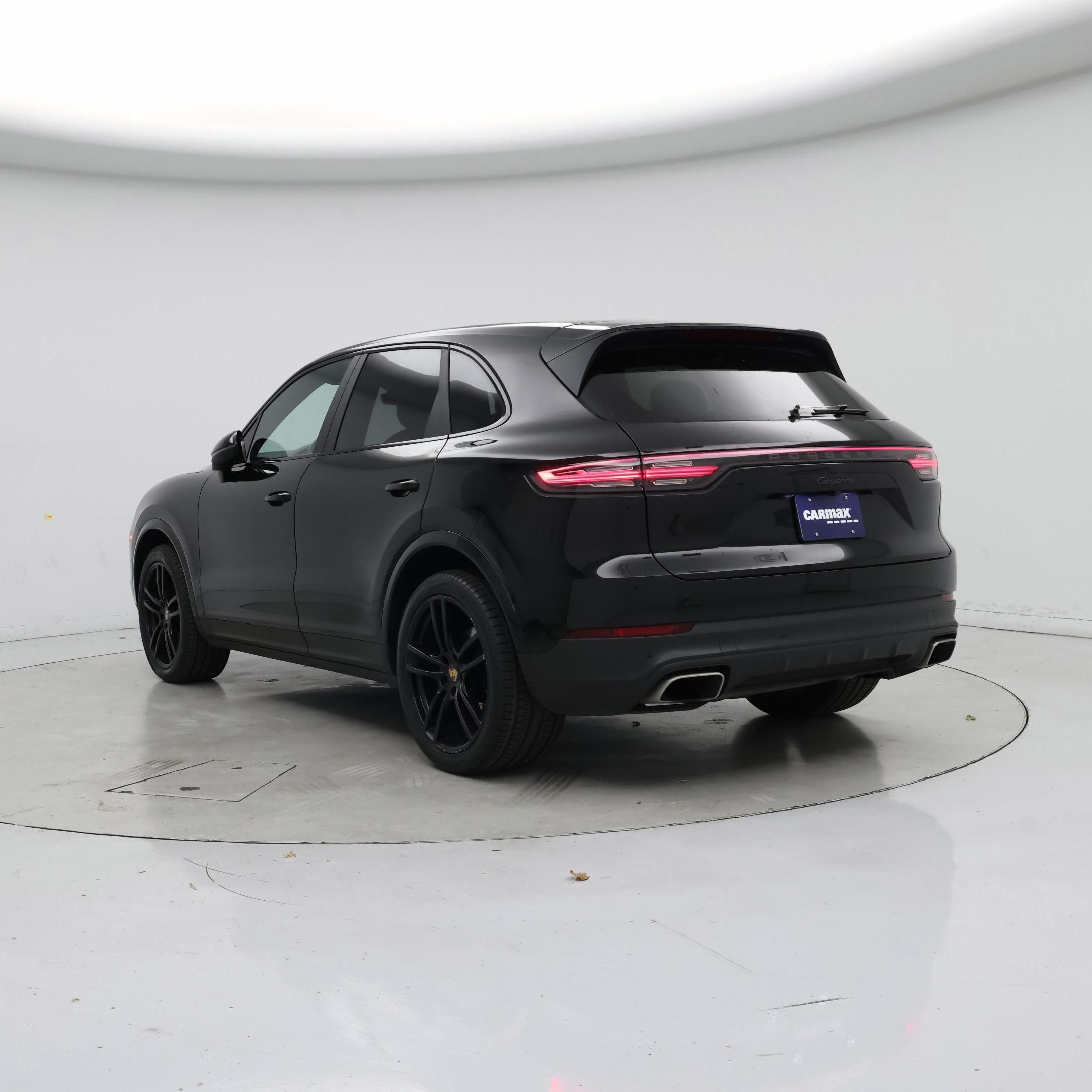 Thumbnail: 2023 Porsche Cayenne - 2