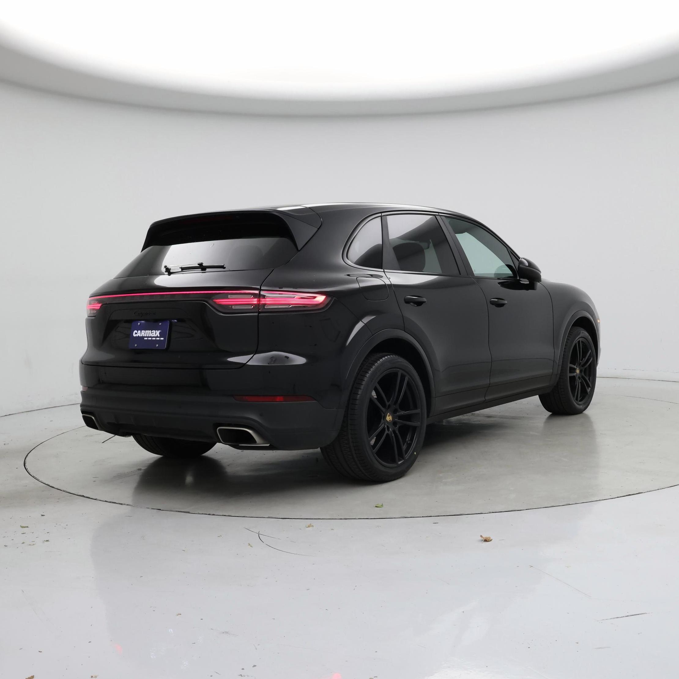 Thumbnail: 2023 Porsche Cayenne - 8
