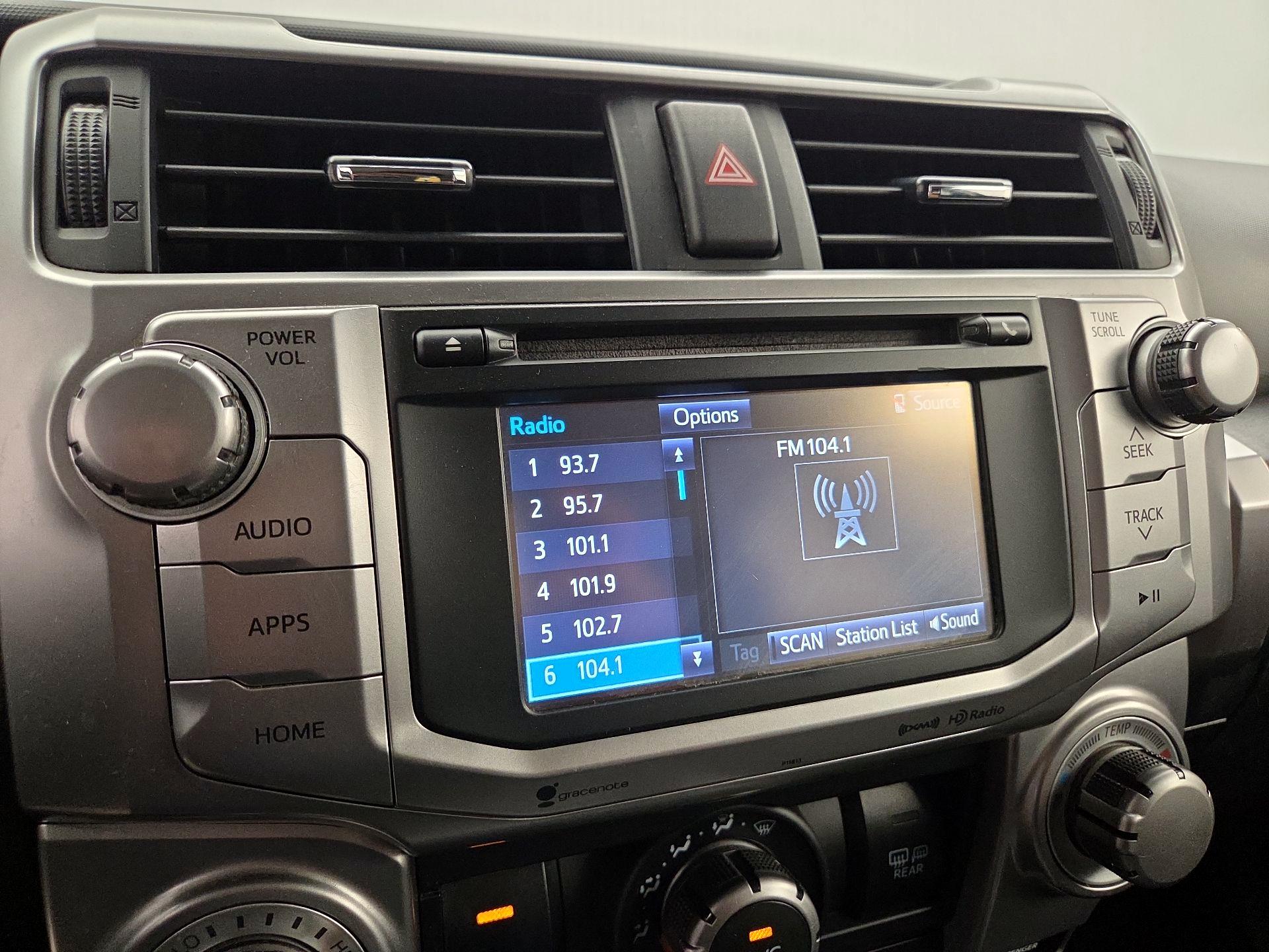 Thumbnail: 2019 Toyota 4Runner - 15