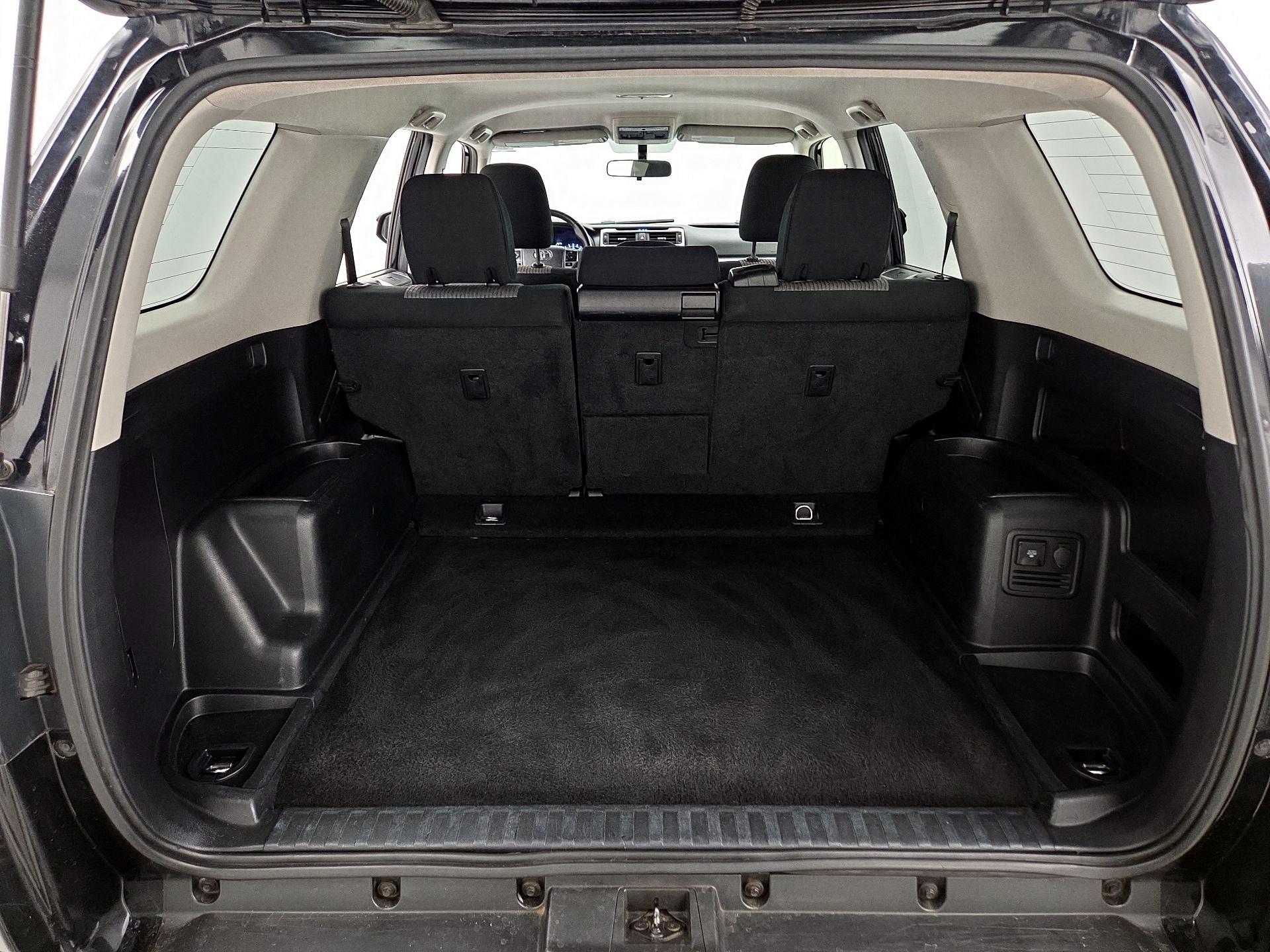 Thumbnail: 2019 Toyota 4Runner - 20