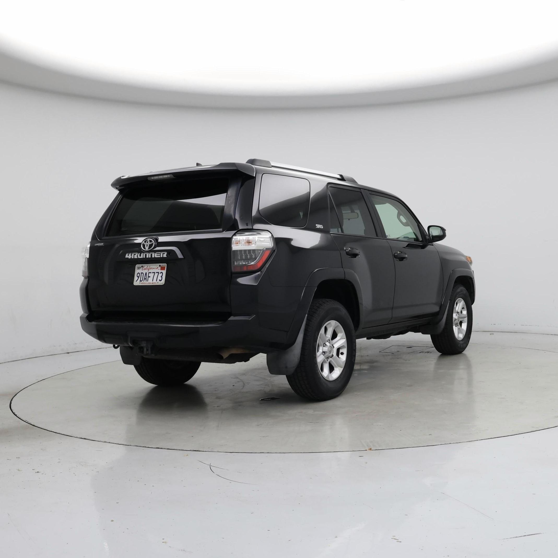 Thumbnail: 2019 Toyota 4Runner - 8