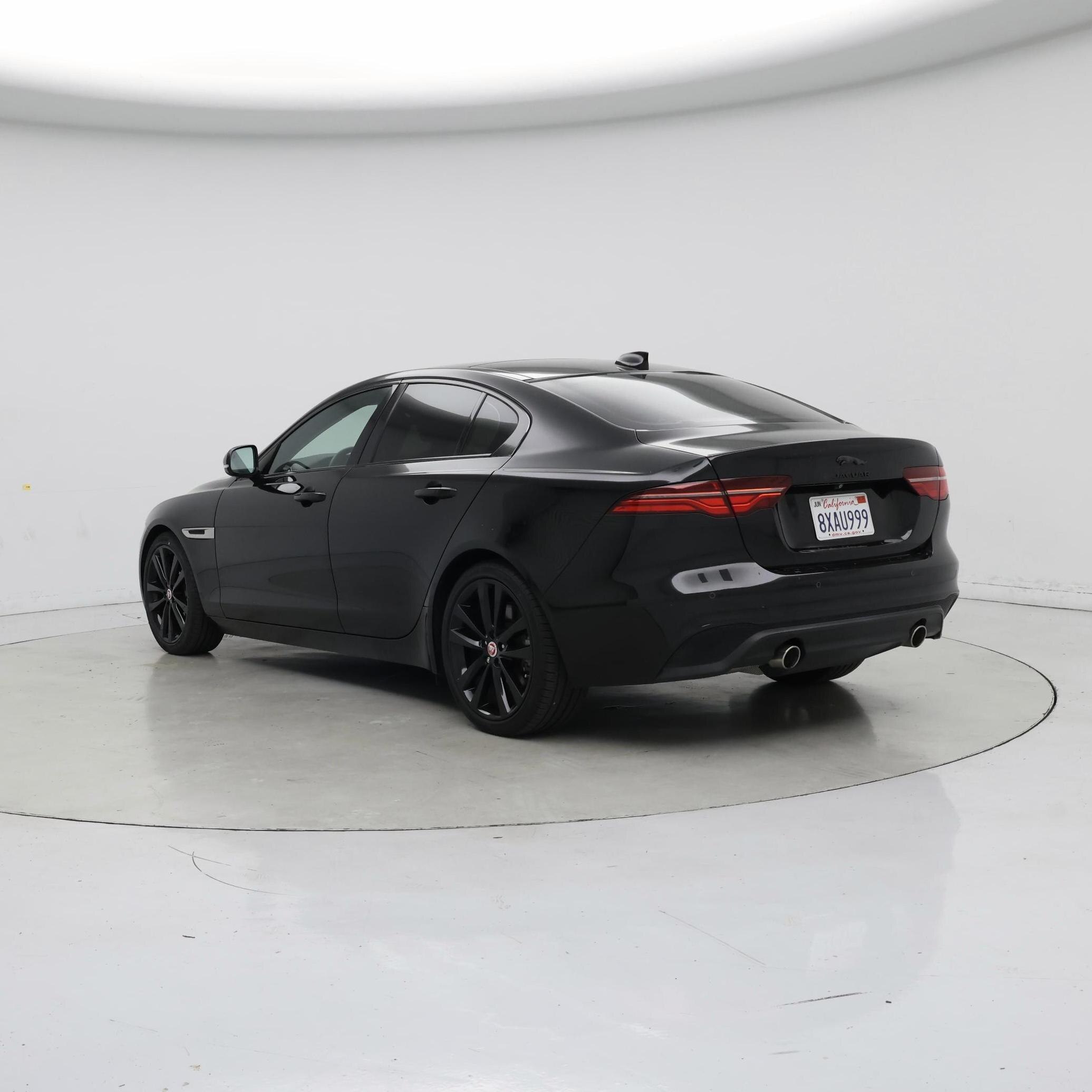 Thumbnail: 2020 Jaguar XE - 2