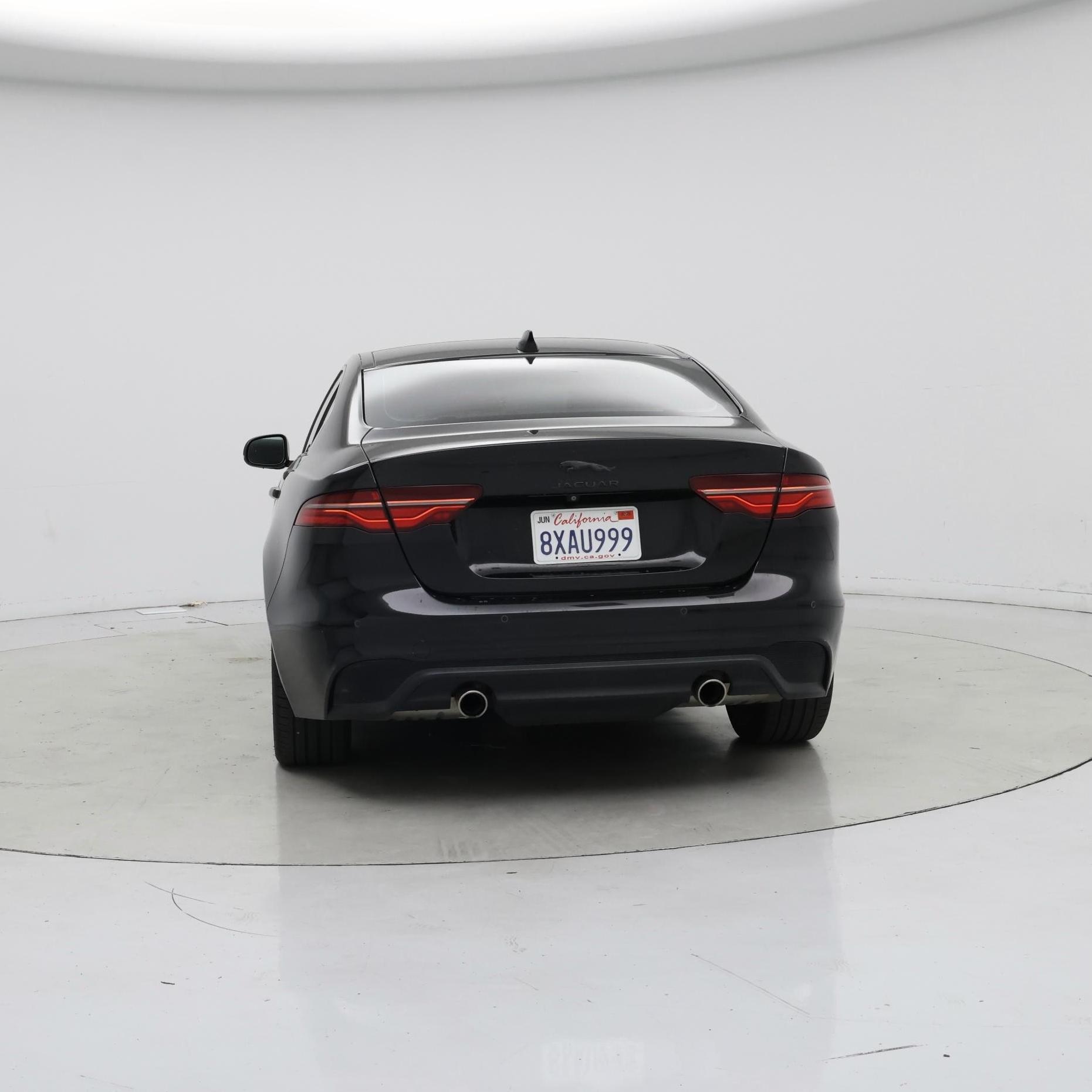 Thumbnail: 2020 Jaguar XE - 6
