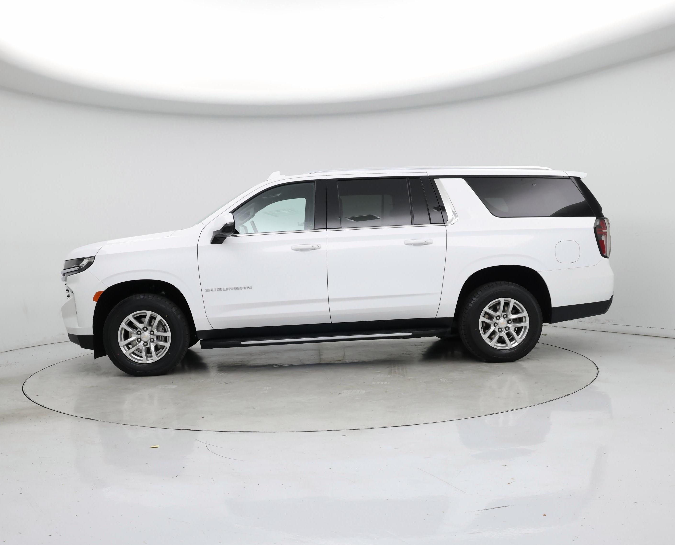 Thumbnail: 2022 Chevrolet Suburban - 3
