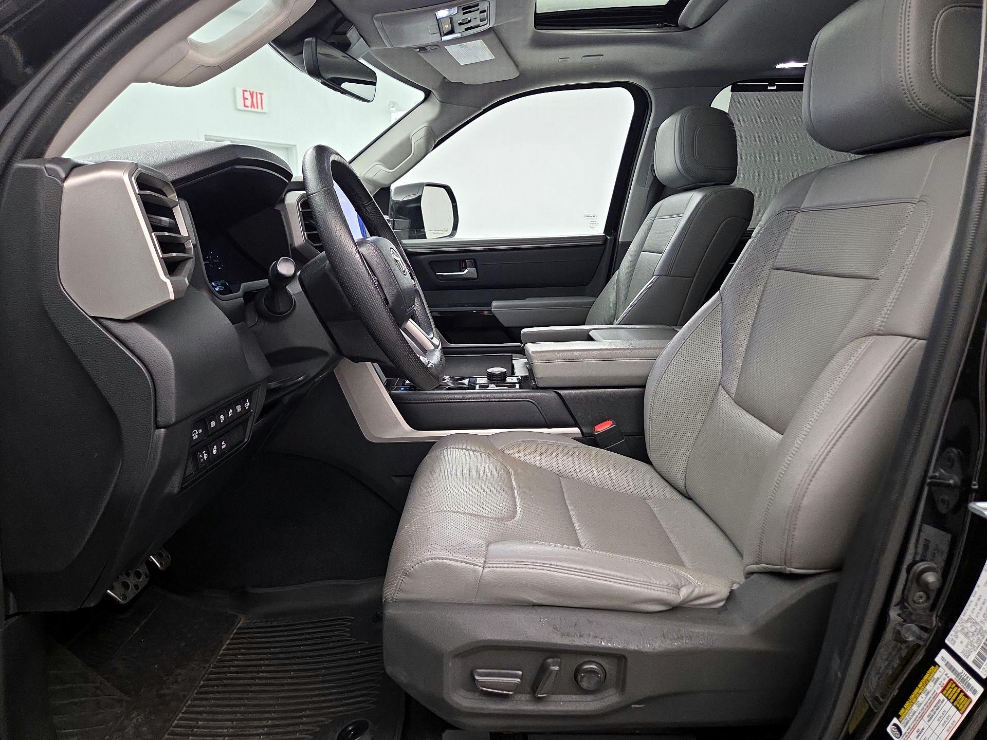 Thumbnail: 2023 Toyota Sequoia - 11