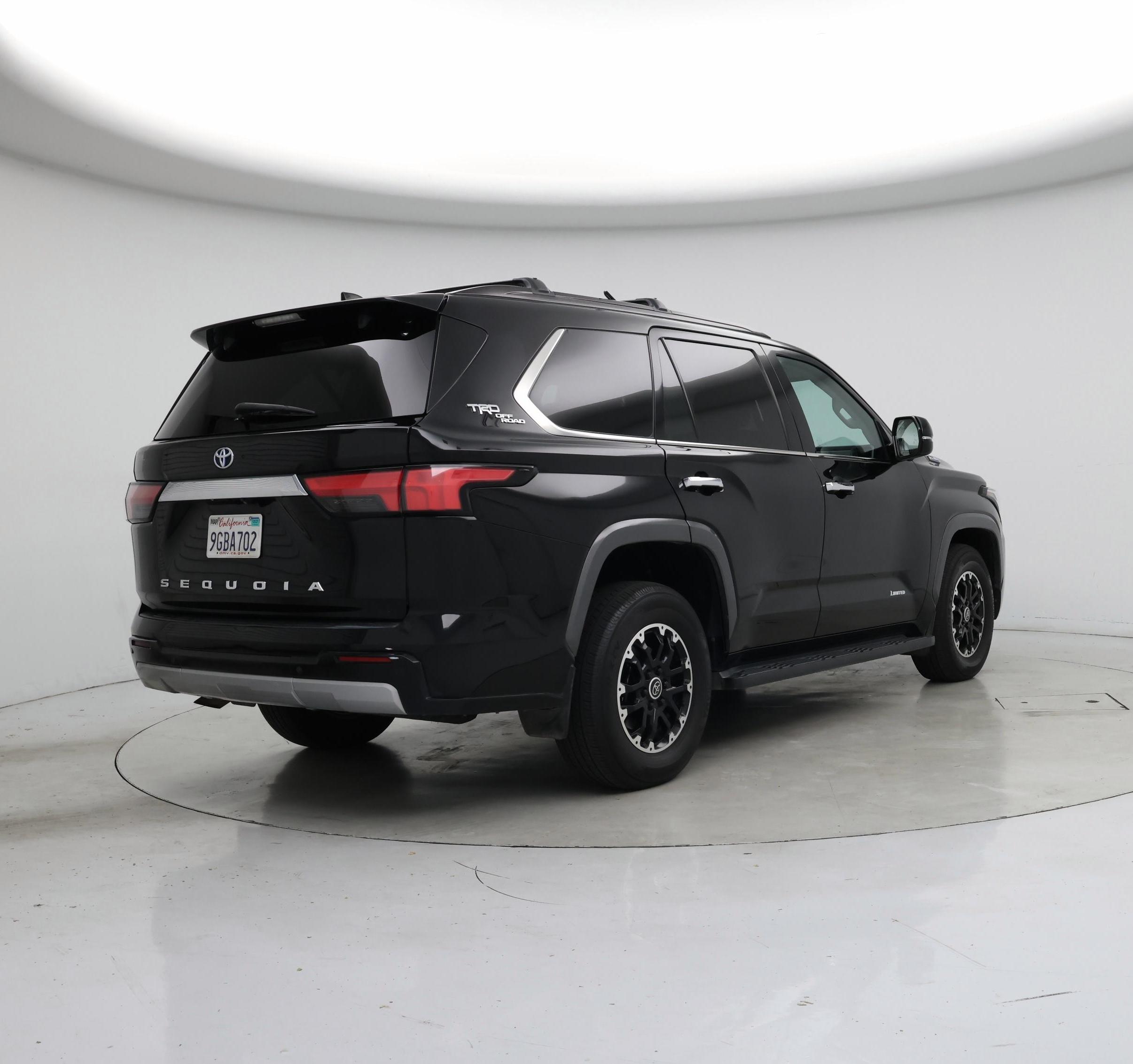 Thumbnail: 2023 Toyota Sequoia - 8