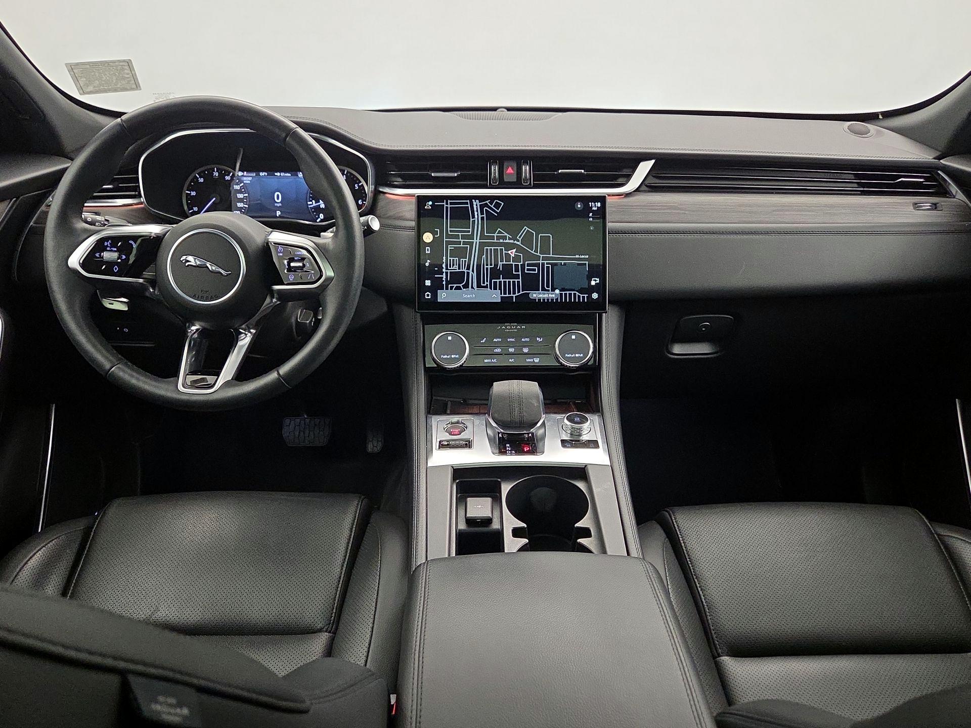 Thumbnail: 2023 Jaguar F-Pace - 9