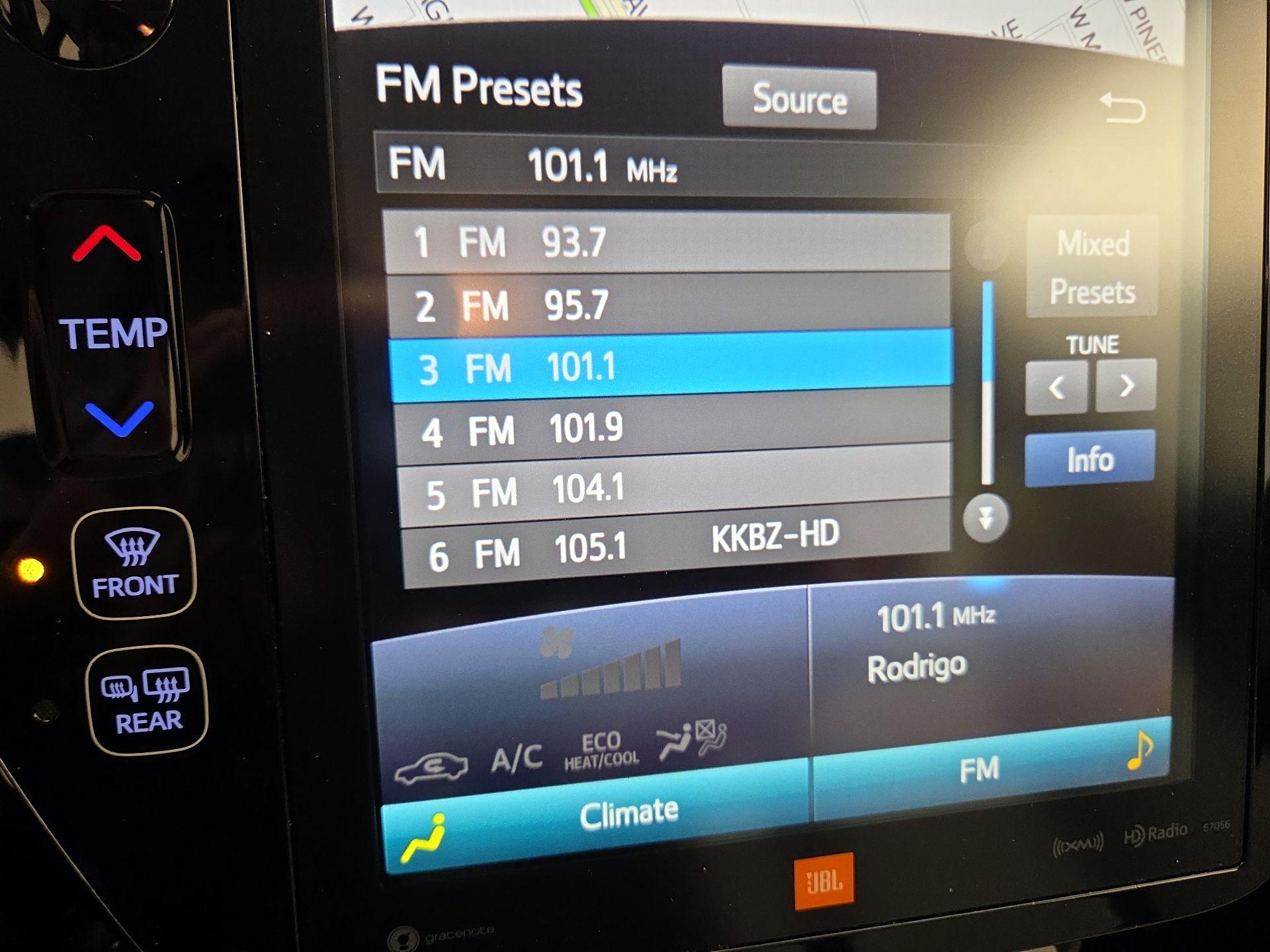 Thumbnail: 2019 Toyota Prius - 16