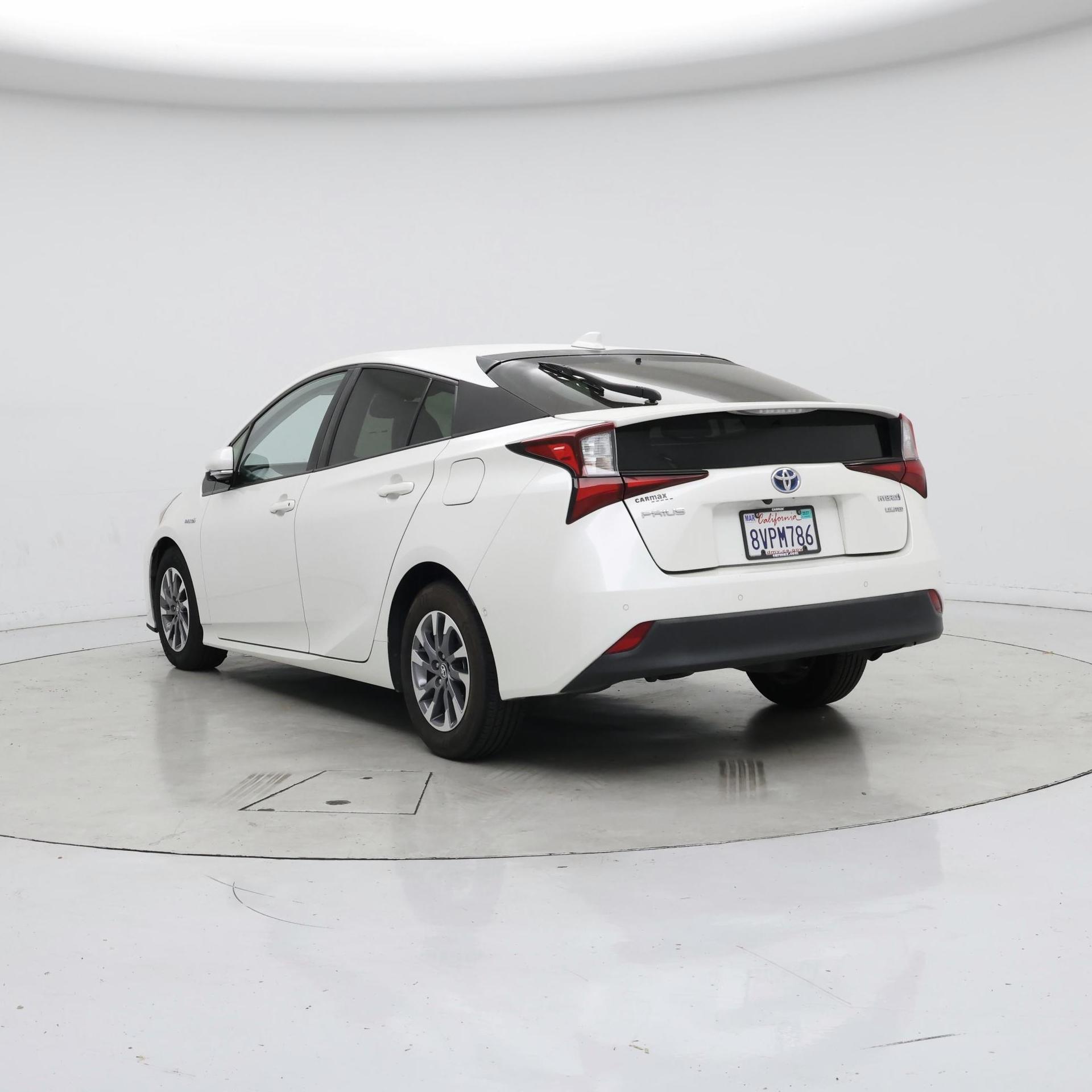 Thumbnail: 2019 Toyota Prius - 2