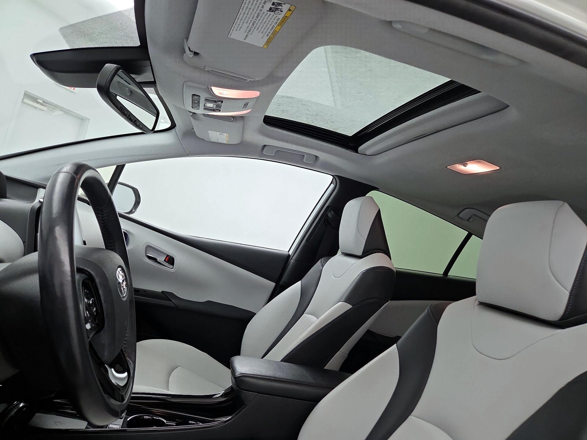 Thumbnail: 2019 Toyota Prius - 20