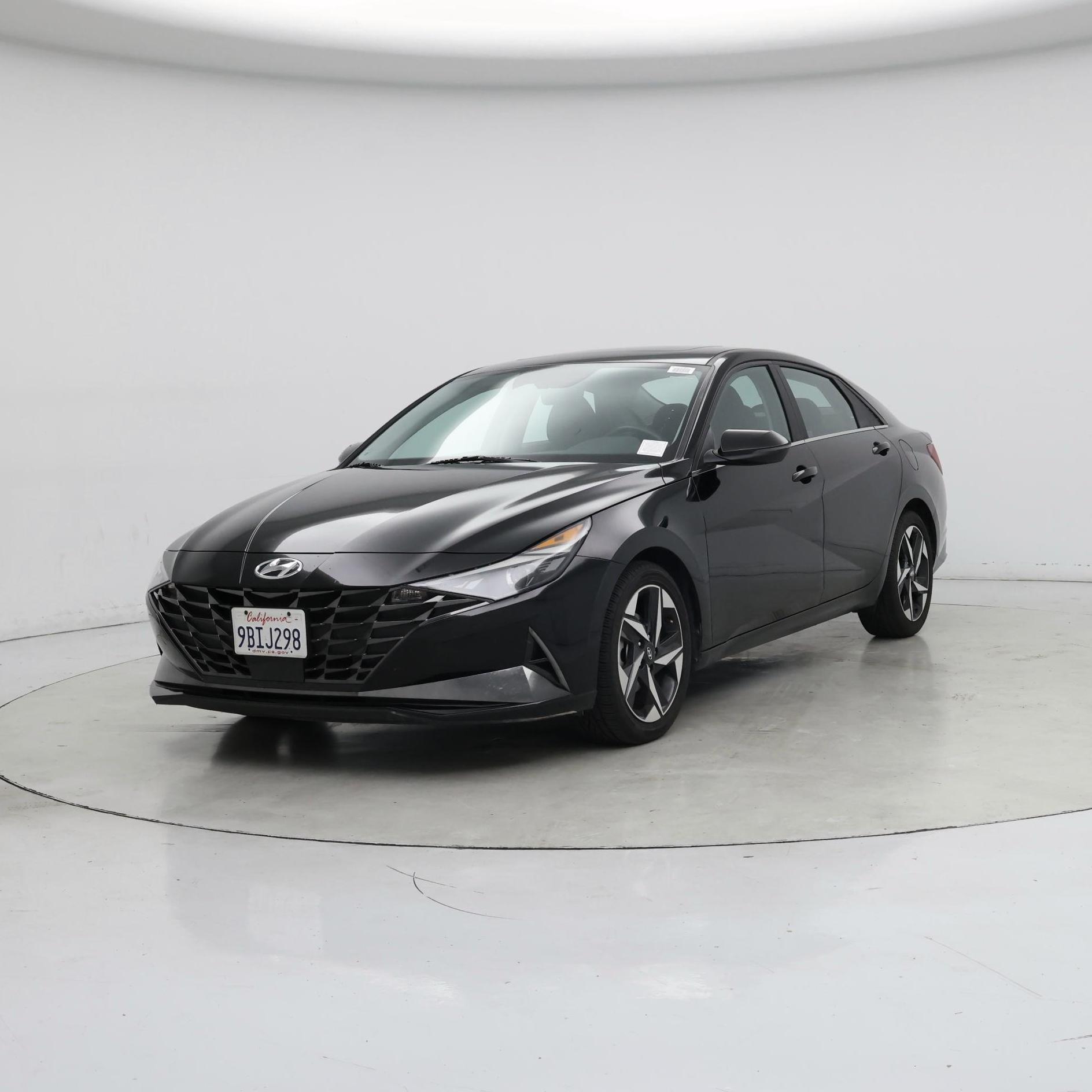 Thumbnail: 2022 Hyundai Elantra - 4