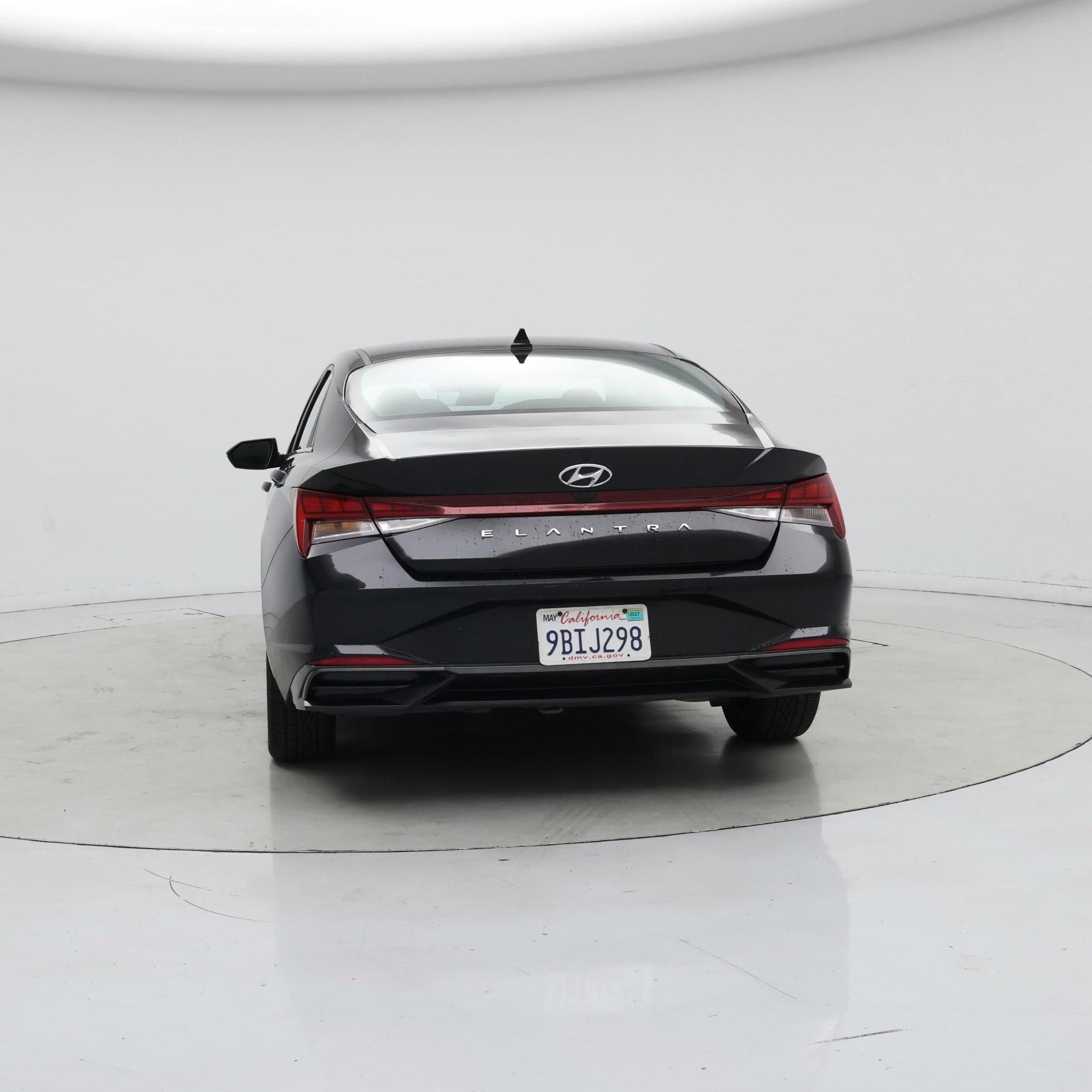 Thumbnail: 2022 Hyundai Elantra - 6