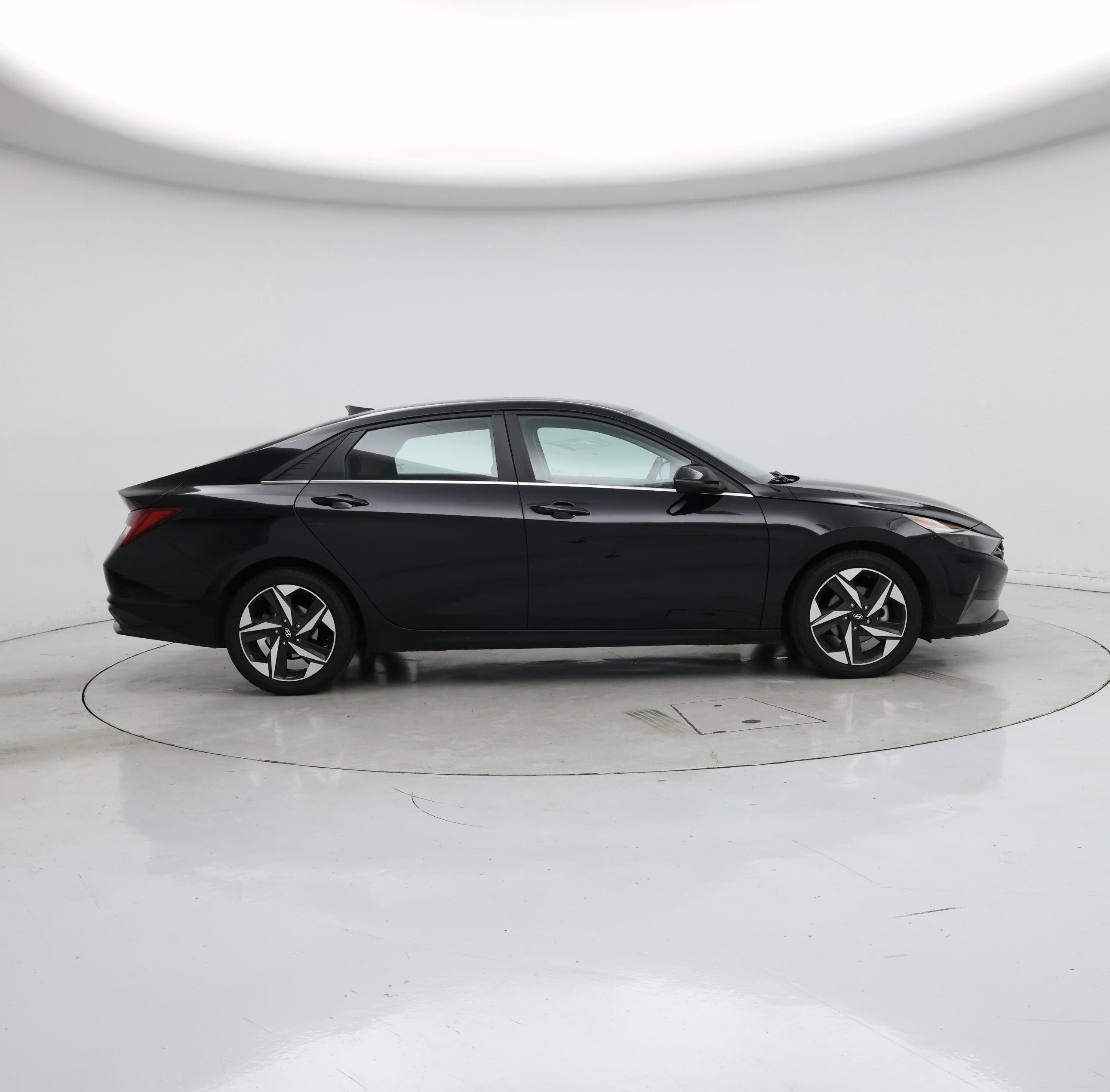 Thumbnail: 2022 Hyundai Elantra - 7