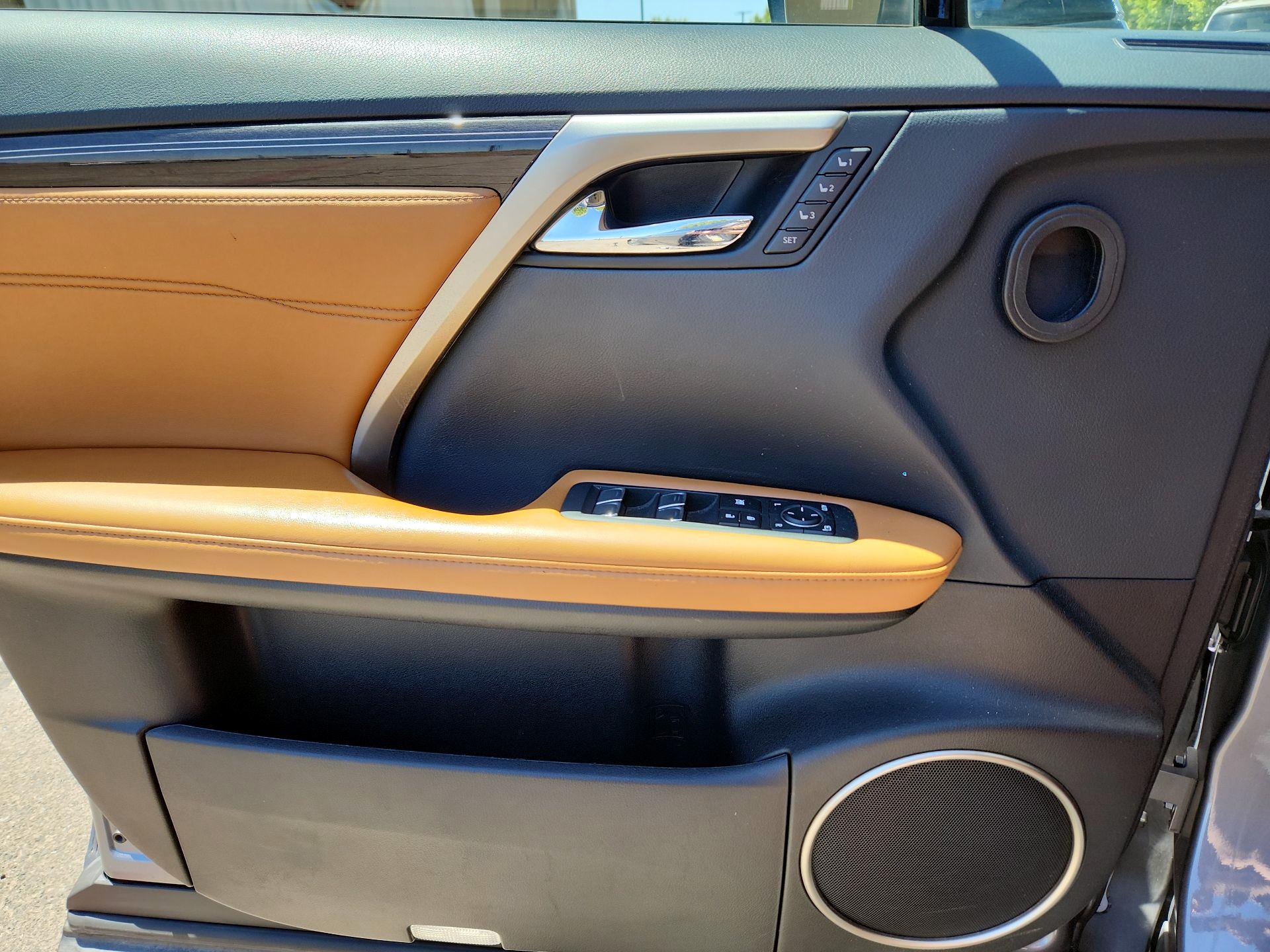 Thumbnail: 2021 Lexus RX - 10