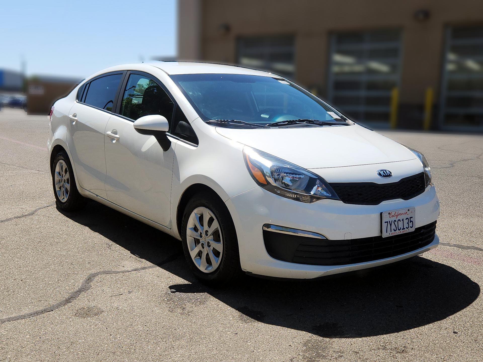 Thumbnail: 2016 Kia Rio - 1