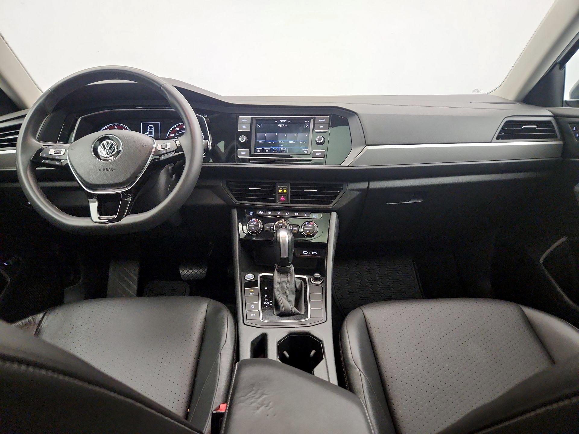 Thumbnail: 2020 Volkswagen Jetta - 9