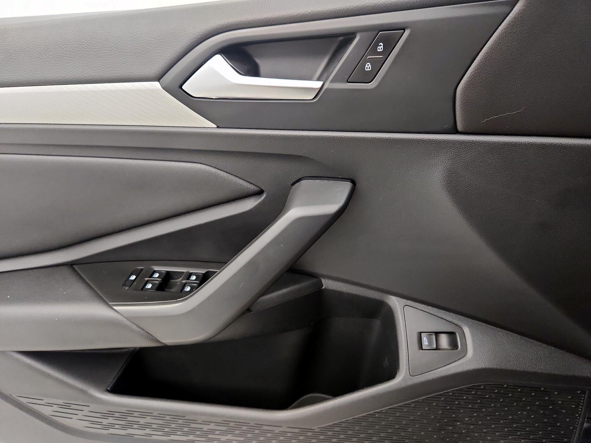 Thumbnail: 2020 Volkswagen Jetta - 12