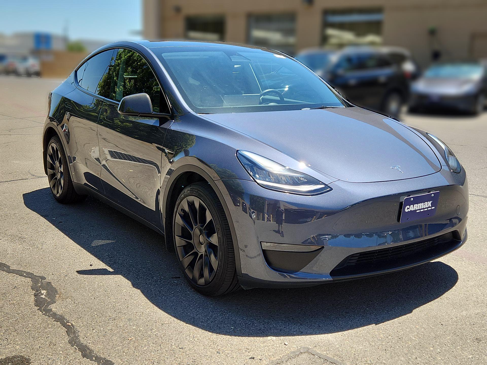 Thumbnail: 2023 Tesla Model Y - 1