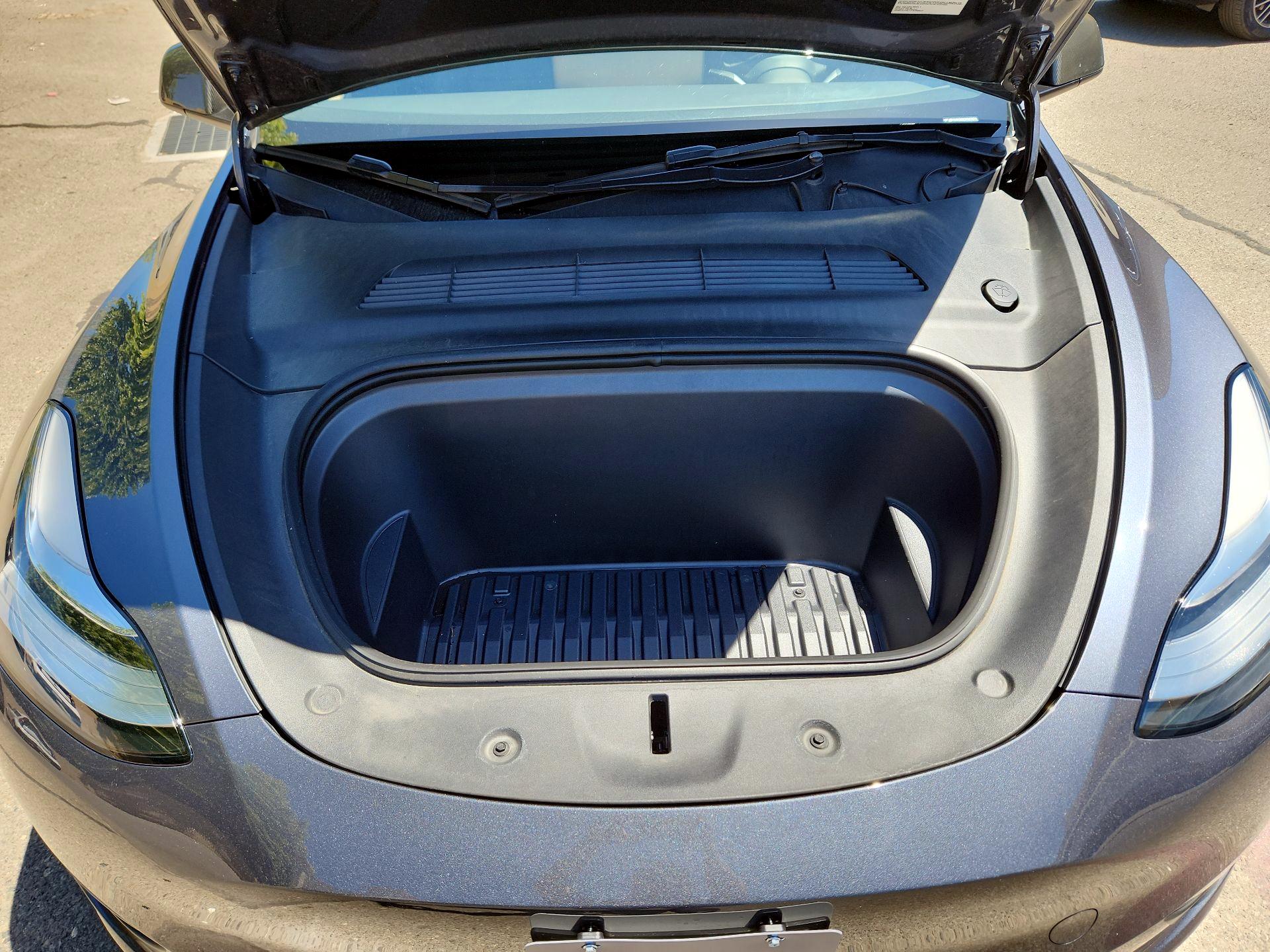 Thumbnail: 2023 Tesla Model Y - 20