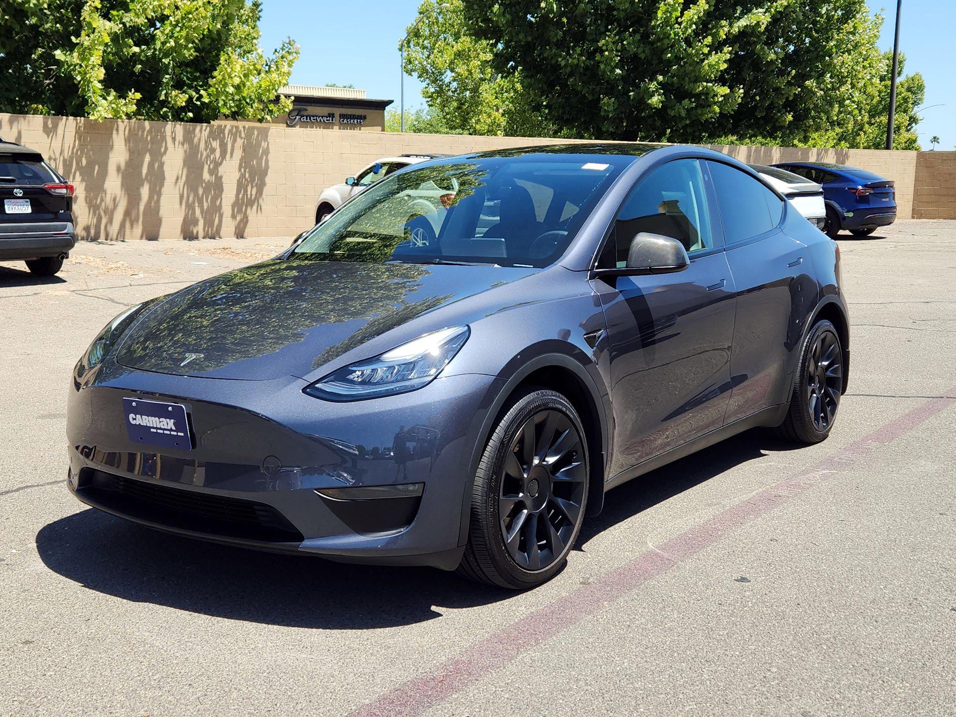Thumbnail: 2023 Tesla Model Y - 3