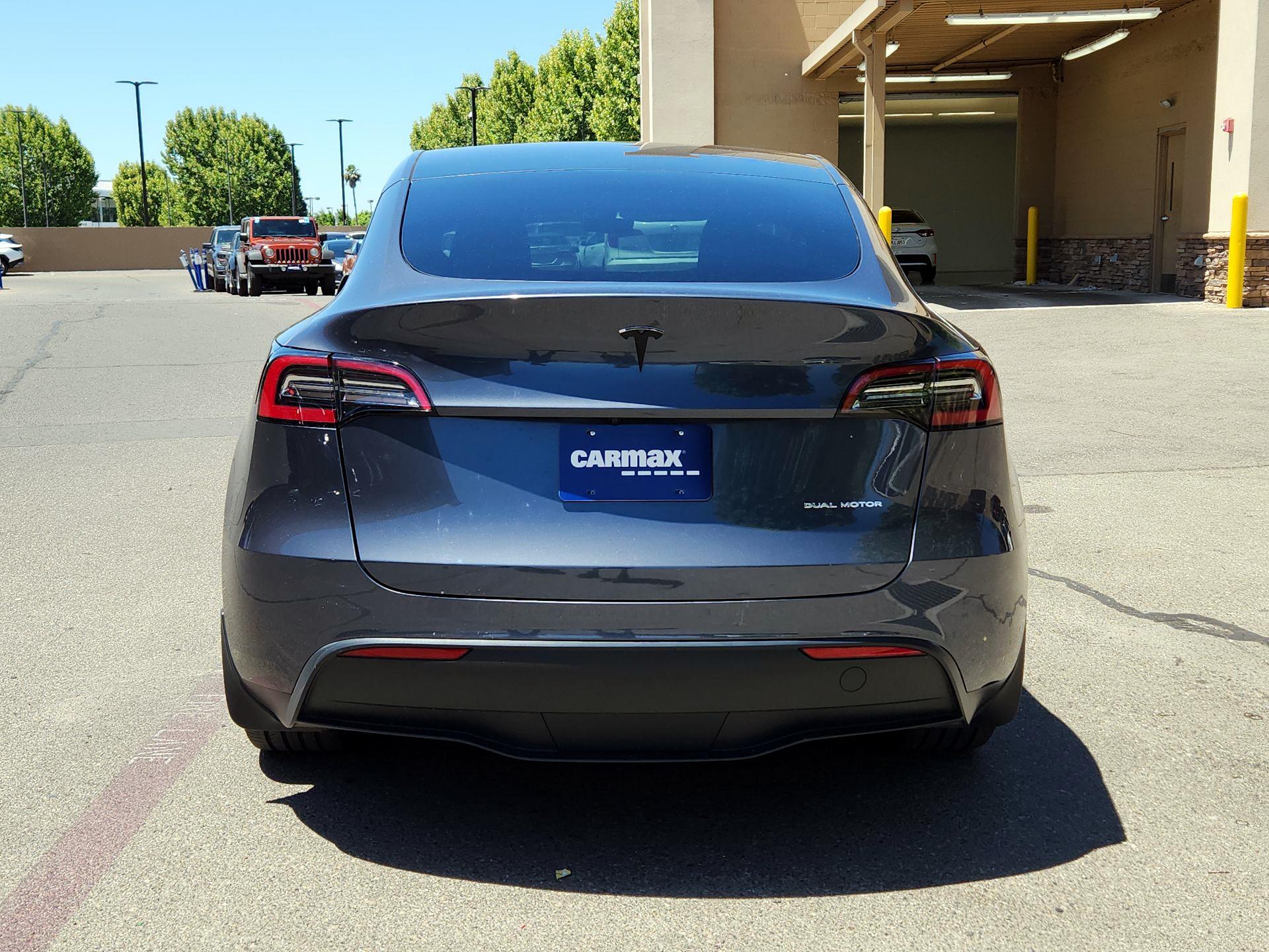 Thumbnail: 2023 Tesla Model Y - 6