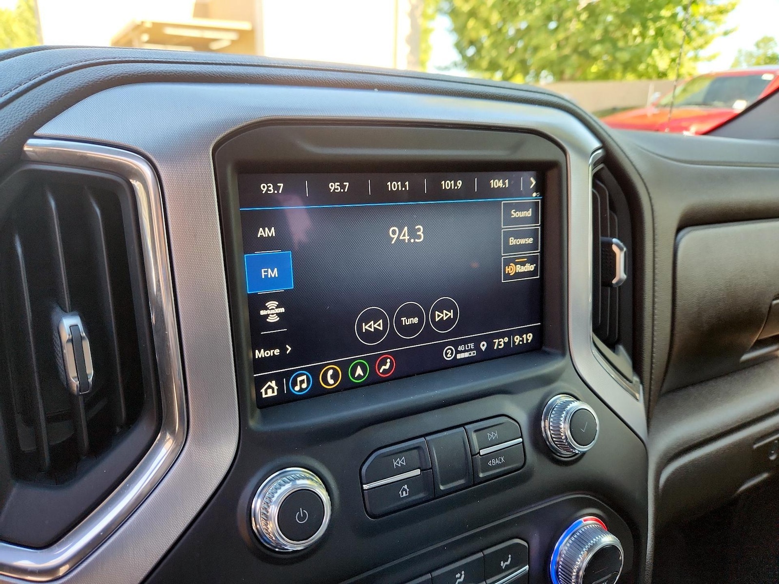 2021 GMC Sierra 1500 SLT - Photo 16