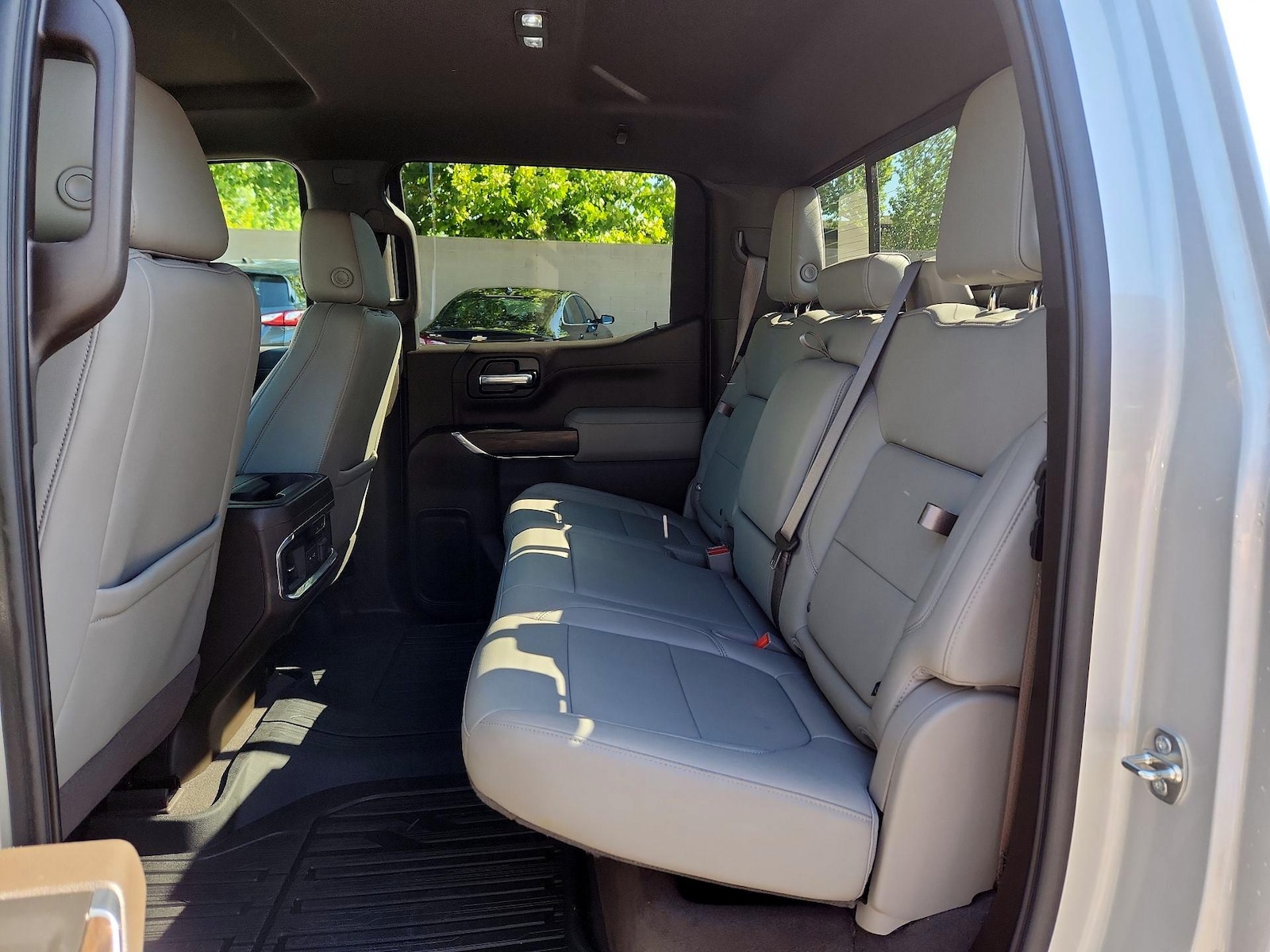 2021 GMC Sierra 1500 SLT - Photo 20