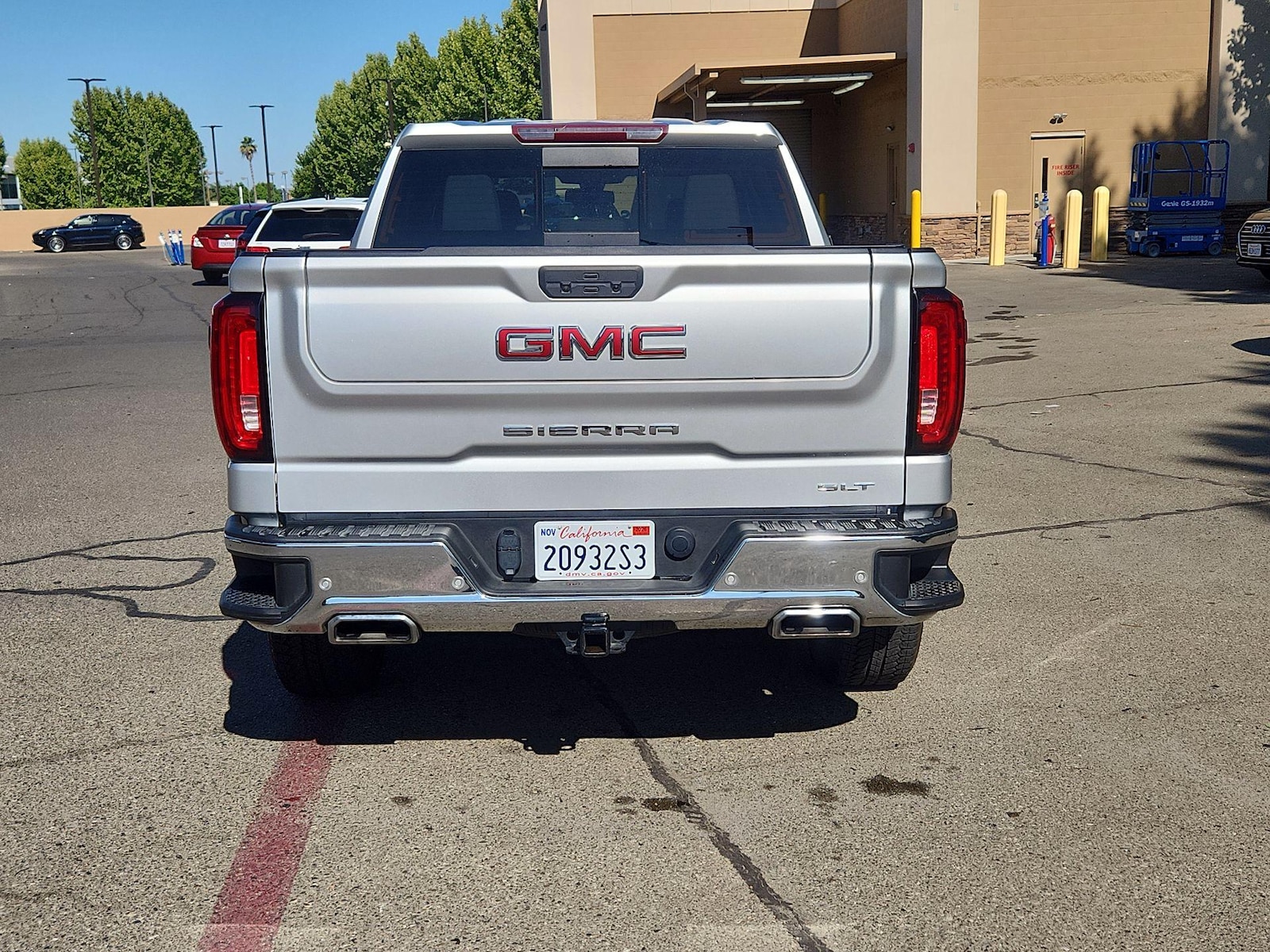 2021 GMC Sierra 1500 SLT - Photo 7
