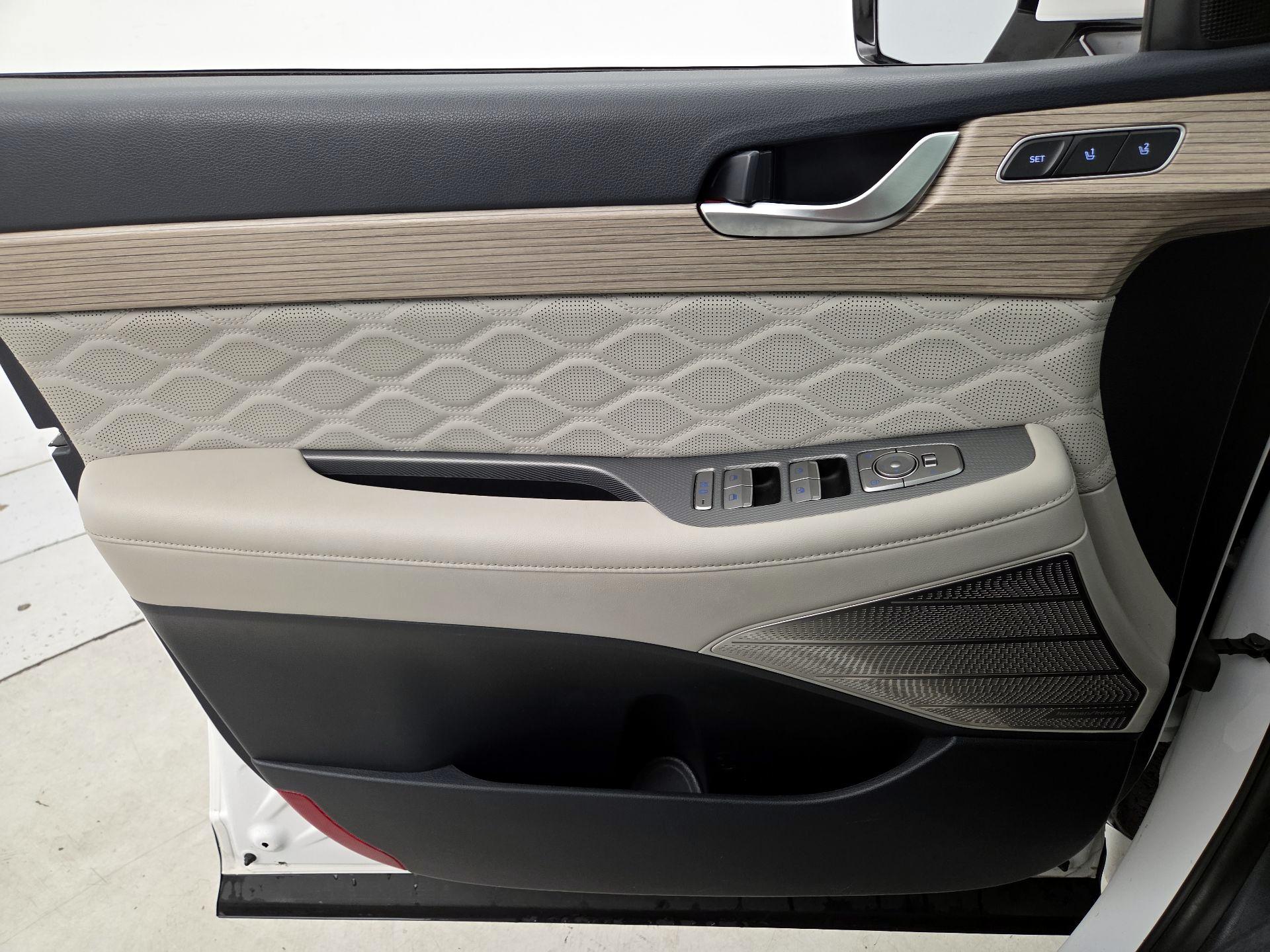 Thumbnail: 2022 Hyundai Palisade - 12