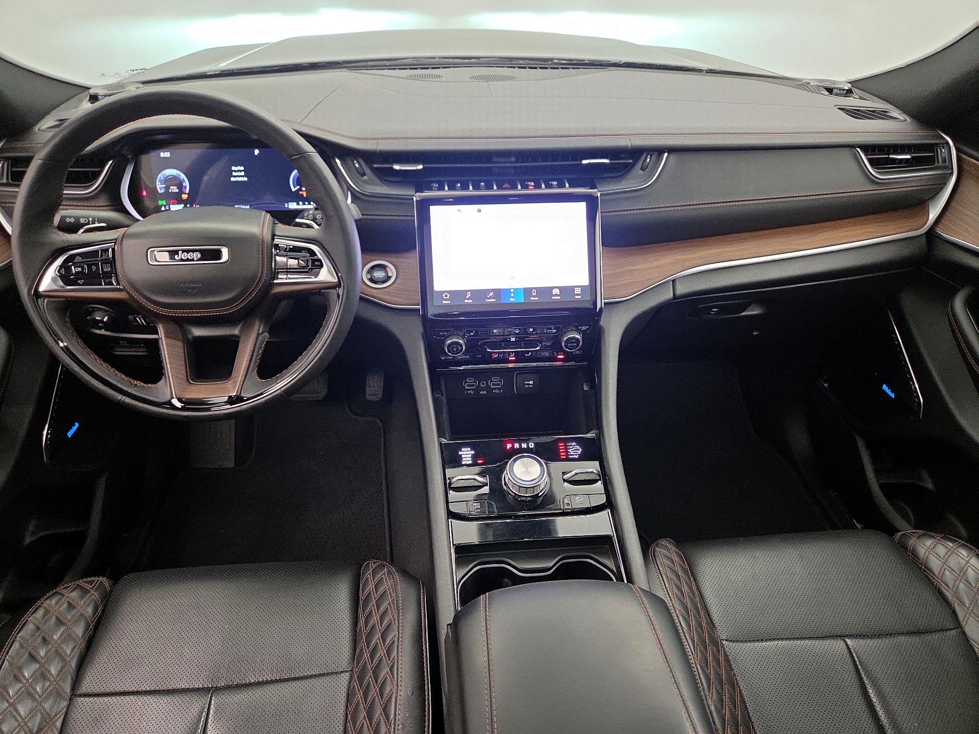 Thumbnail: 2022 Jeep Grand Cherokee - 9