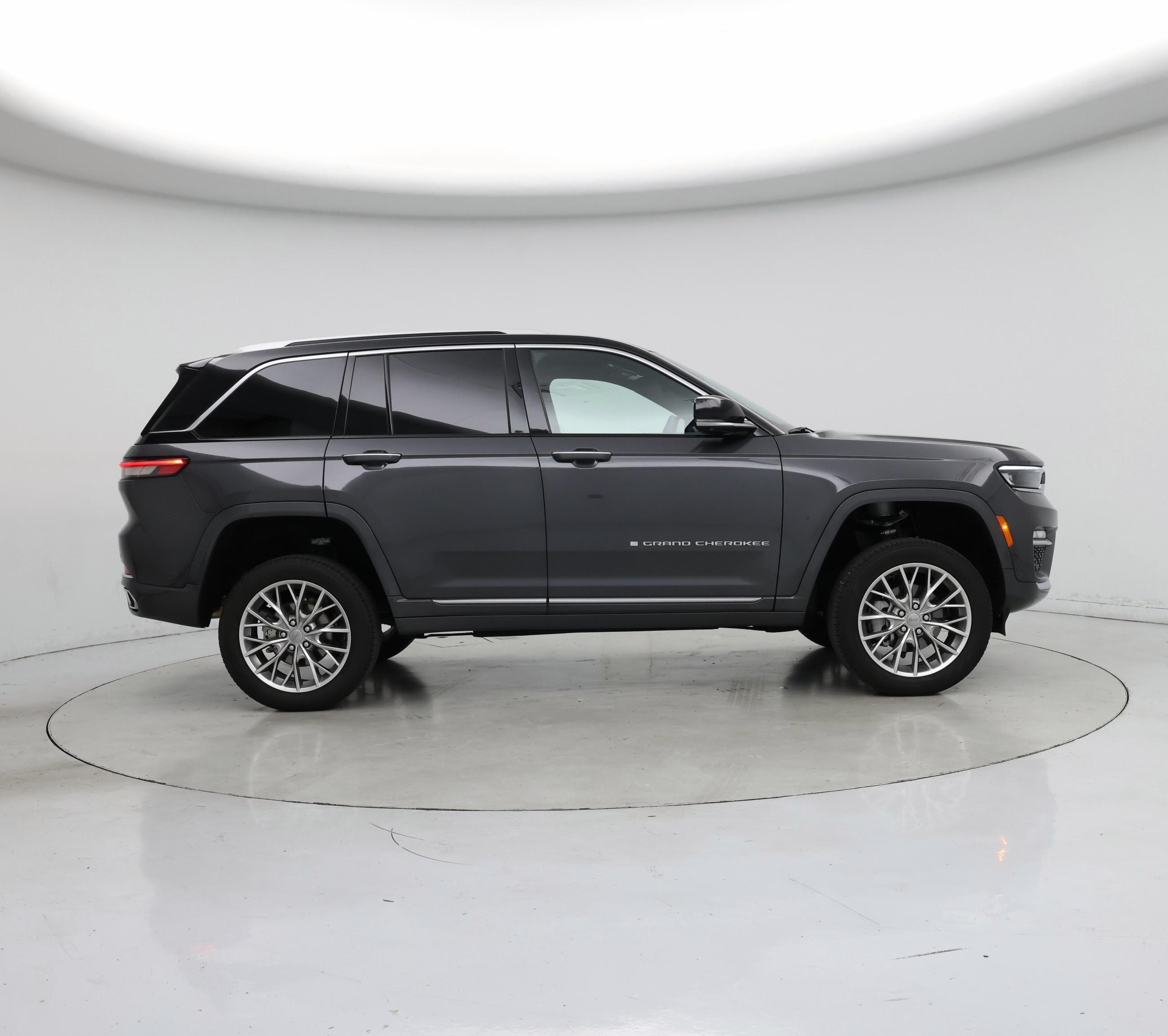 Thumbnail: 2022 Jeep Grand Cherokee - 7