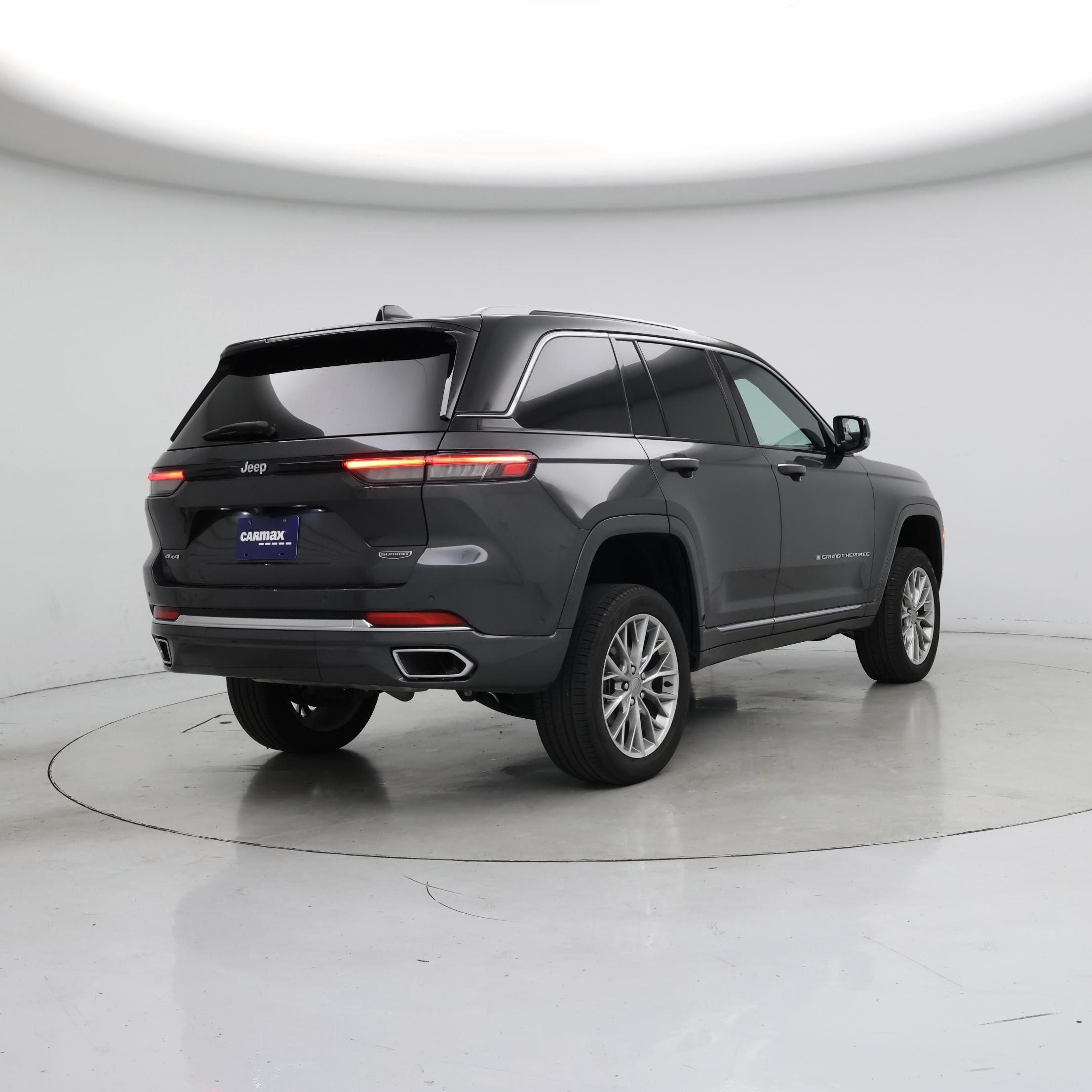 Thumbnail: 2022 Jeep Grand Cherokee - 8