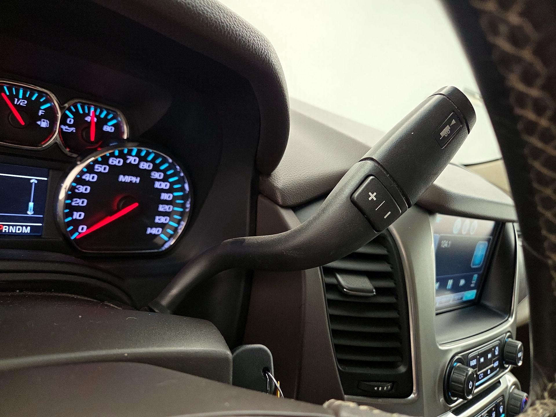 Thumbnail: 2015 Chevrolet Tahoe - 17