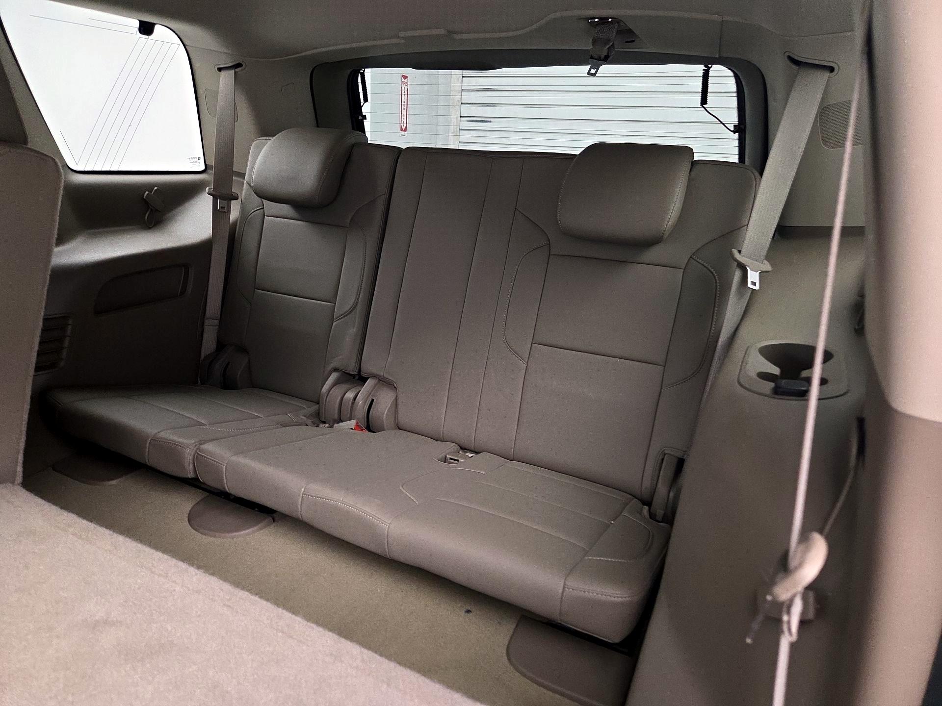 Thumbnail: 2015 Chevrolet Tahoe - 20