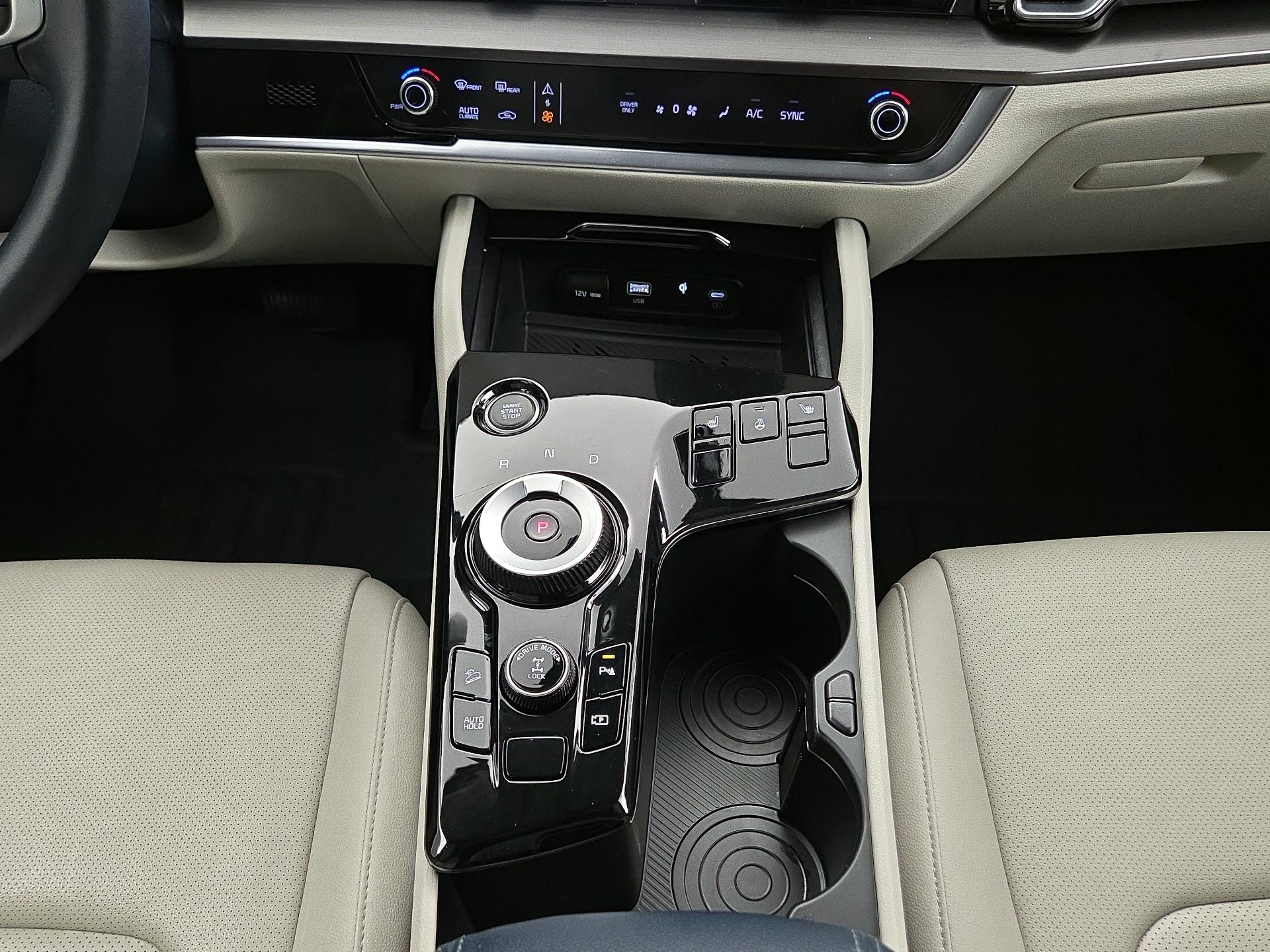 Thumbnail: 2023 Kia Sportage - 18