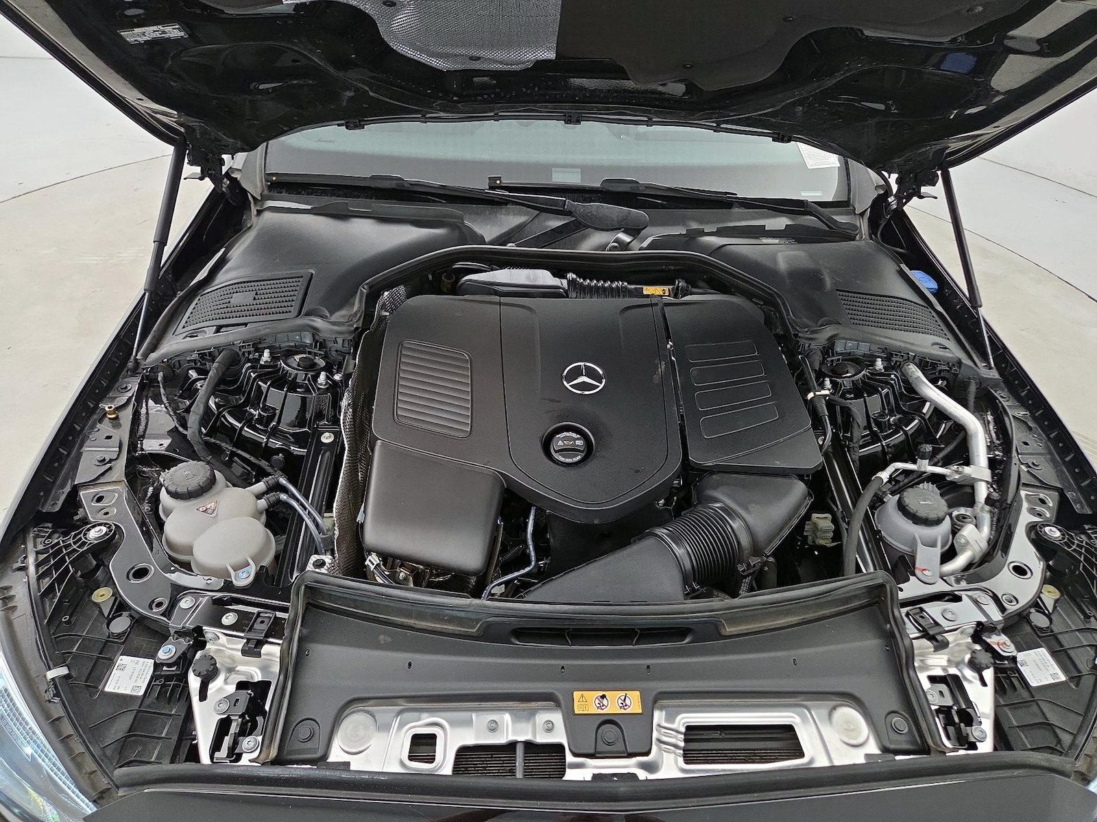 2023 Mercedes-Benz C-Class Sedan C 300 - Photo 23
