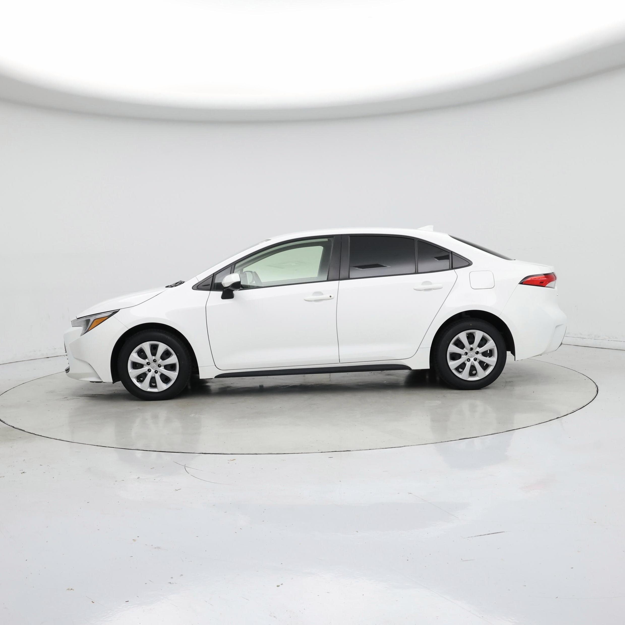 Thumbnail: 2023 Toyota Corolla - 3