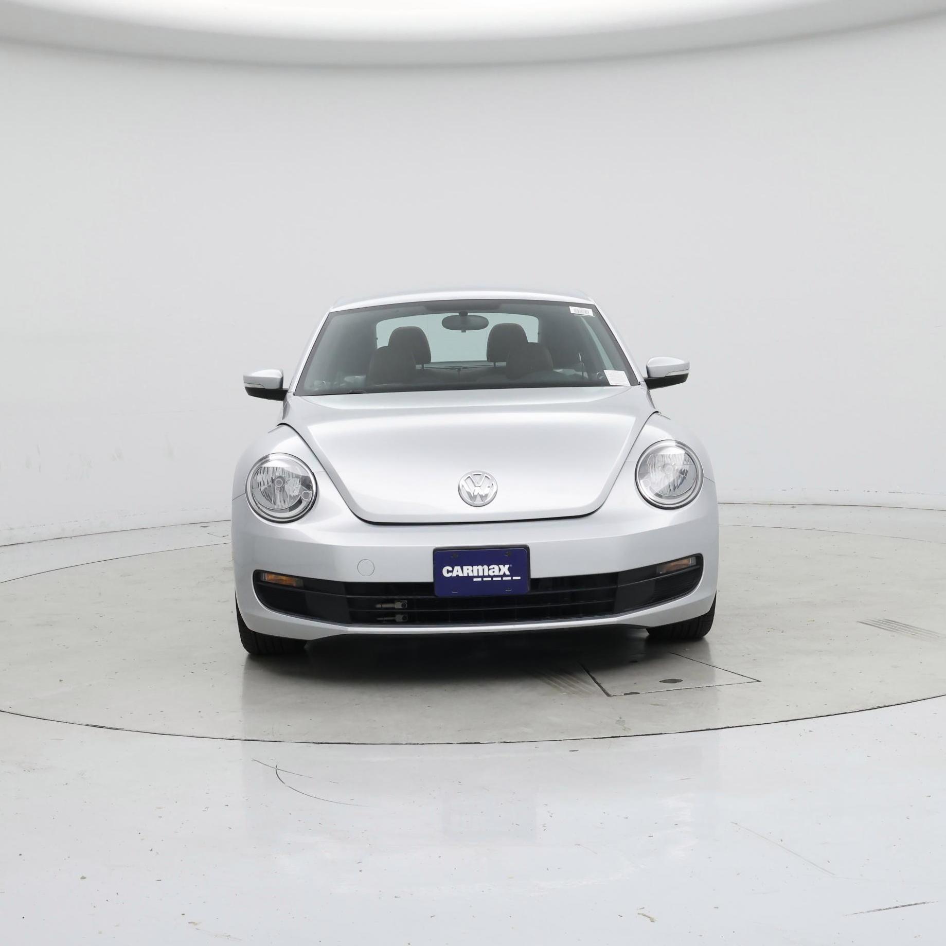Thumbnail: 2015 Volkswagen Beetle - 5