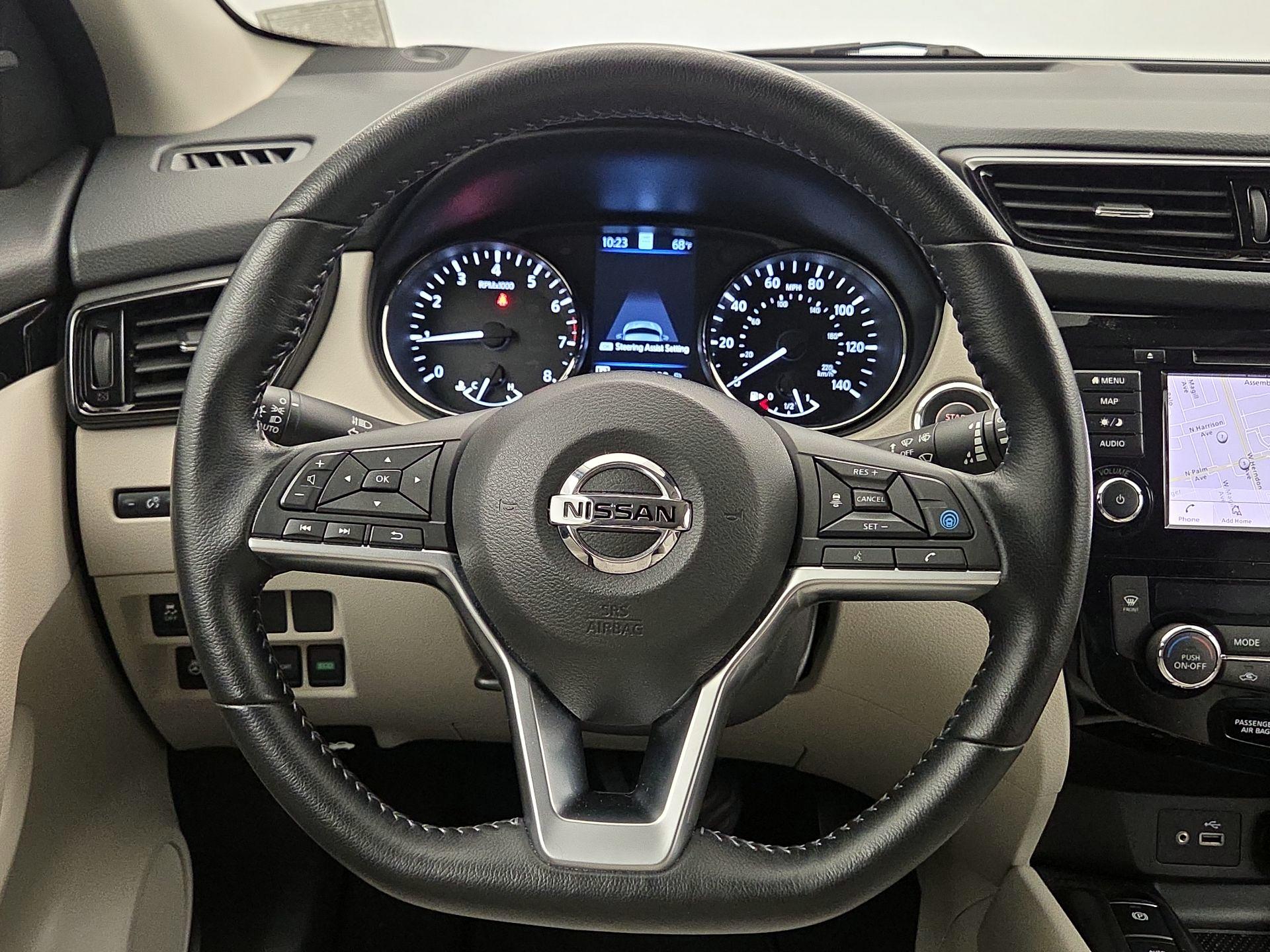 Thumbnail: 2022 Nissan Rogue Sport - 10