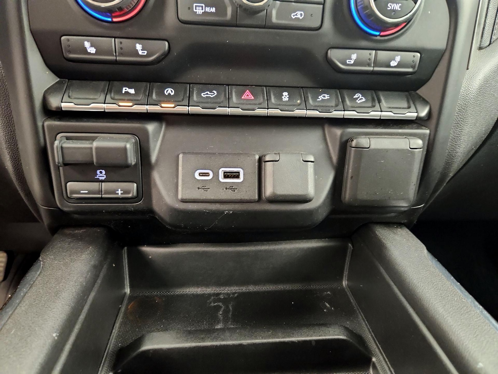 2021 Chevrolet Silverado 1500 LT Trail Boss - Photo 19
