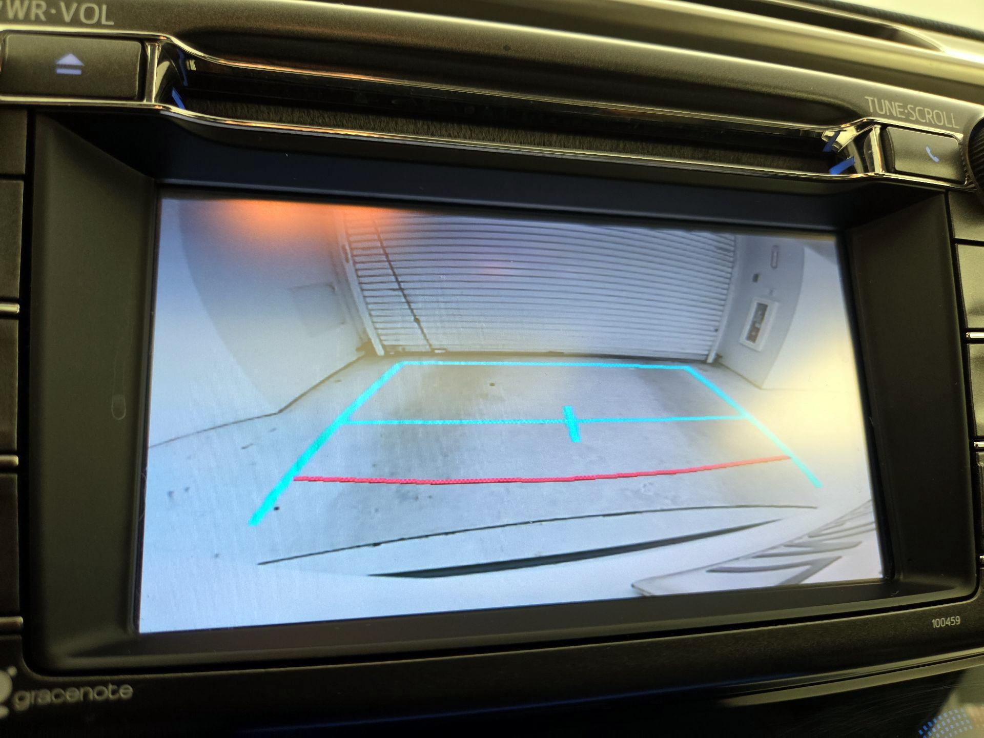 Thumbnail: 2015 Toyota RAV4 - 14
