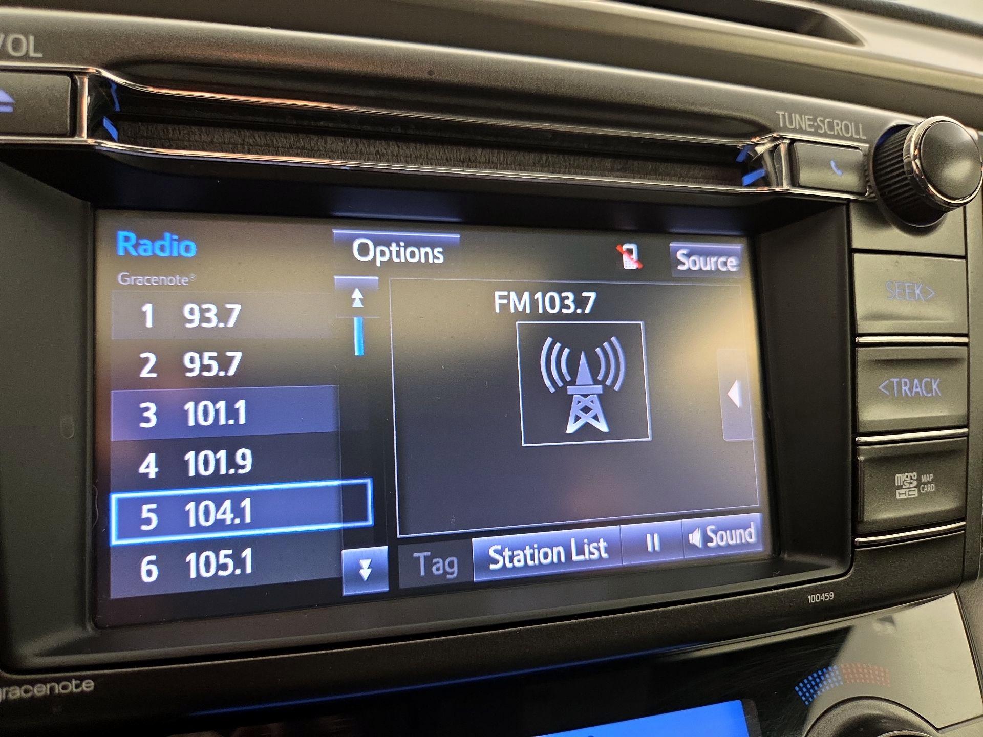 Thumbnail: 2015 Toyota RAV4 - 15