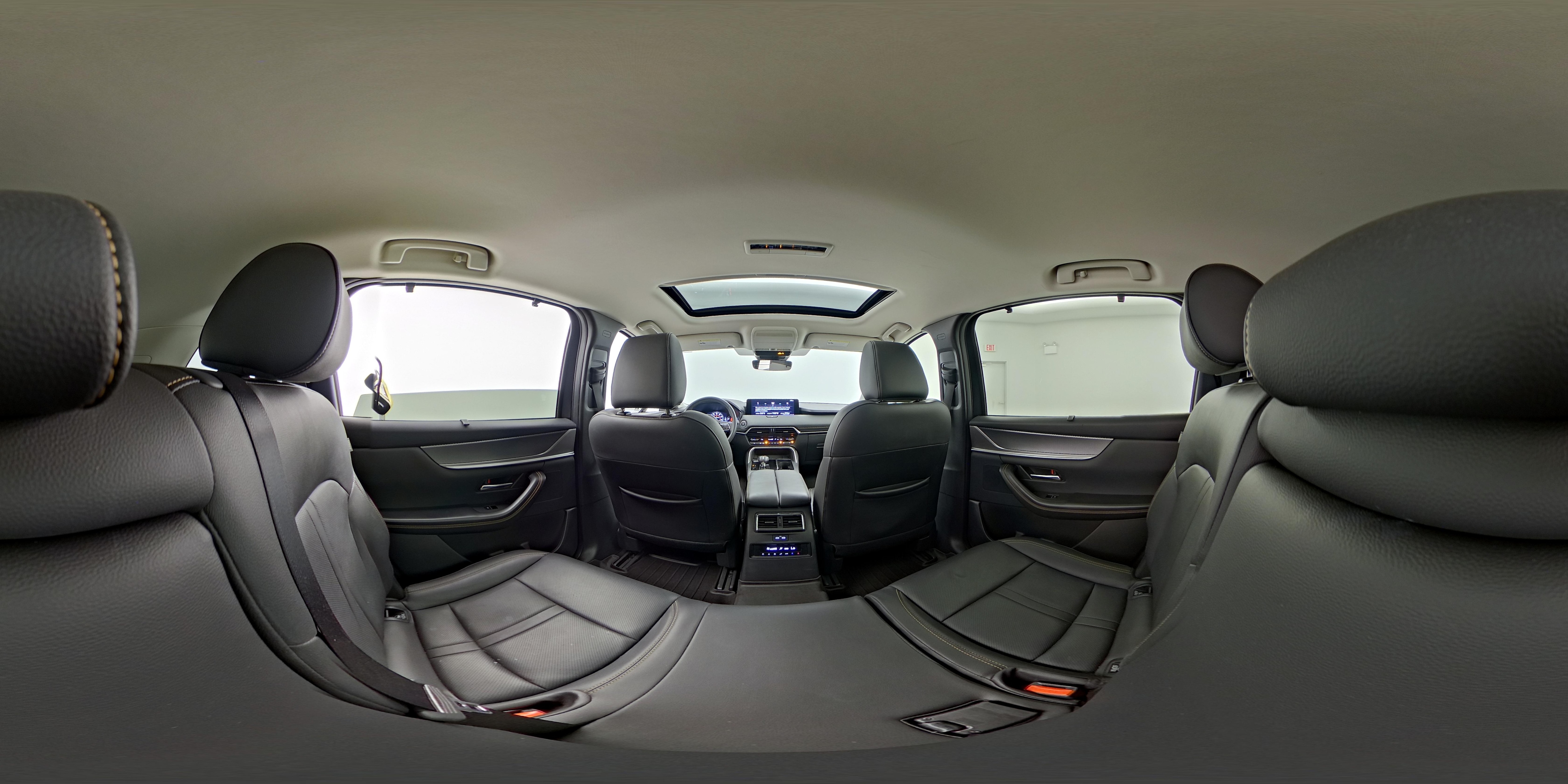 2025 Mazda CX-70 Preferred Package - Photo 25