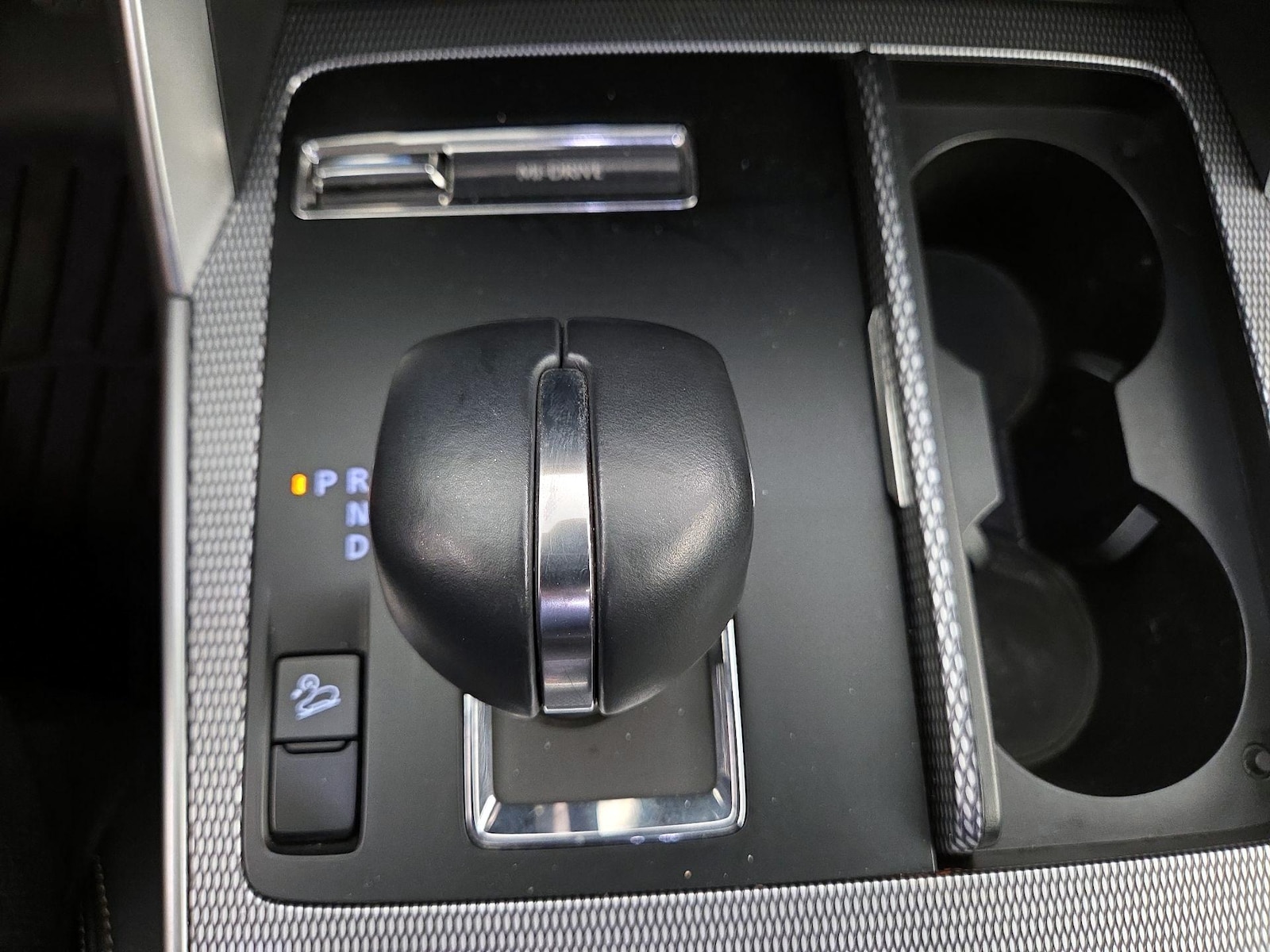 2025 Mazda CX-70 Preferred Package - Photo 18
