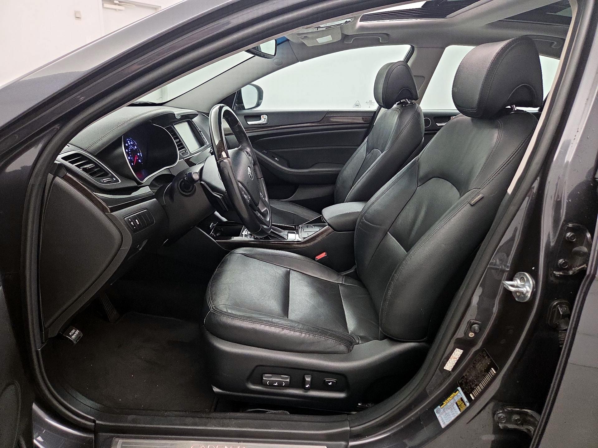 Thumbnail: 2016 Kia Cadenza - 11